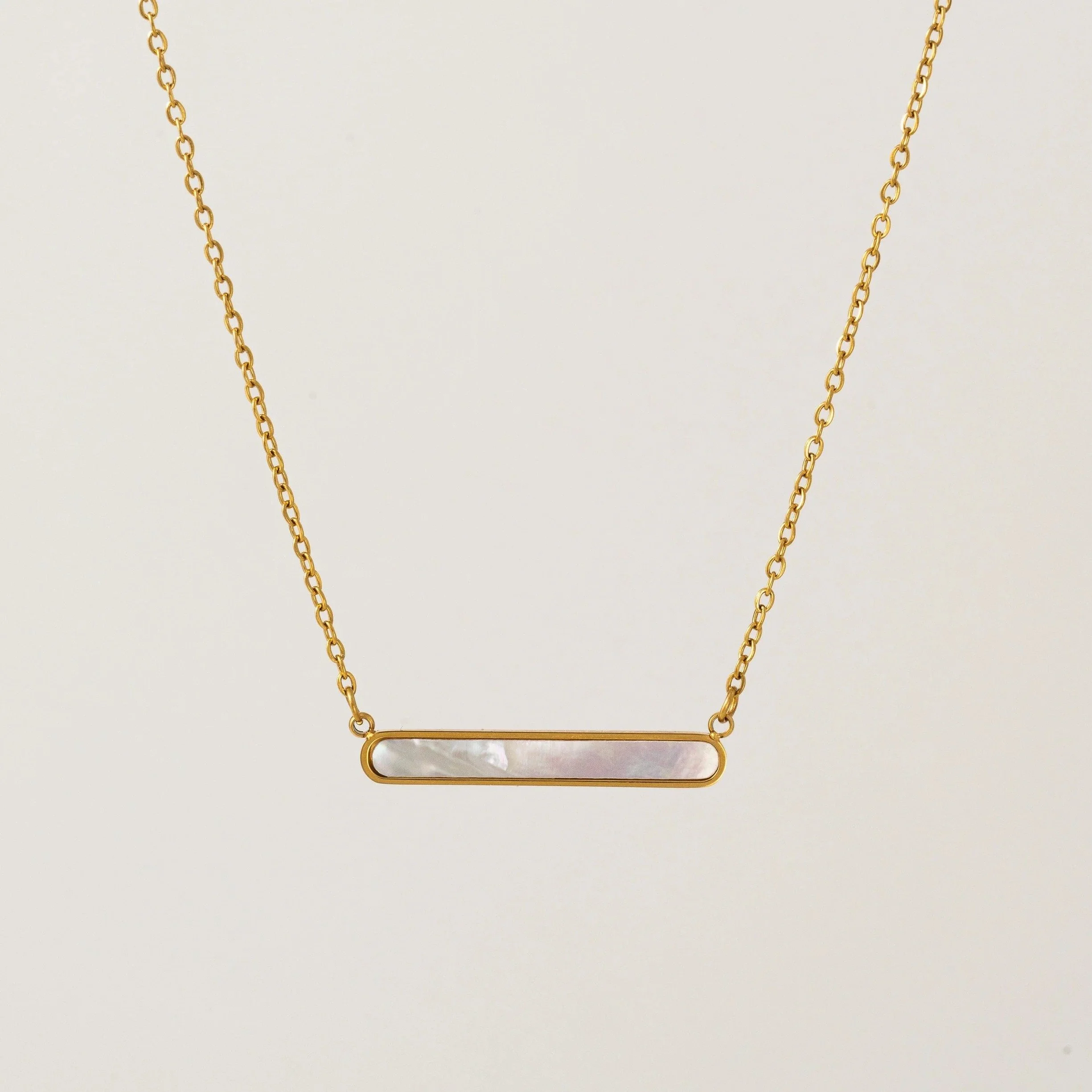 imgi_340_TofinoNecklace-Gold_1x1_DSC9824.jpg