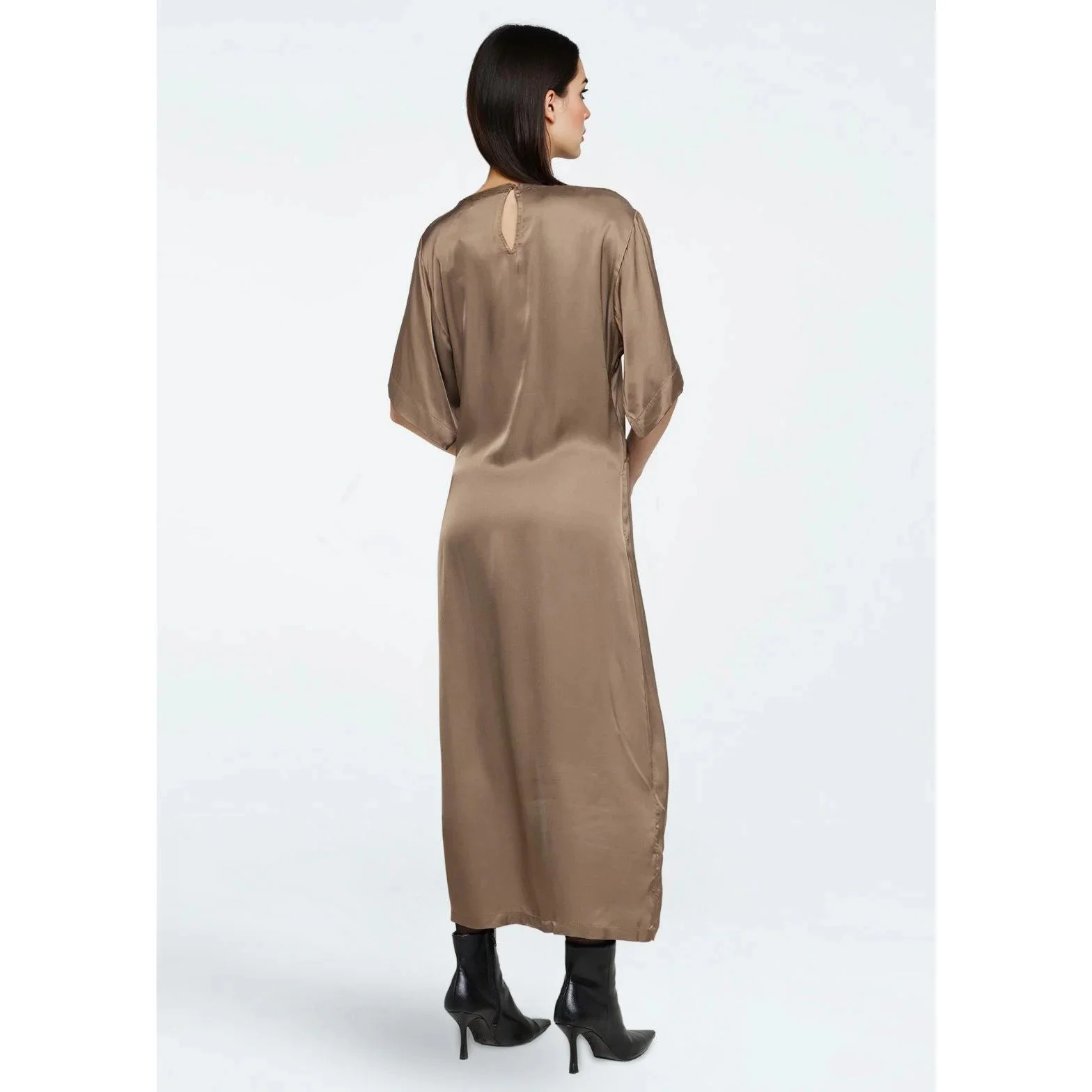 imgi_2_Josie_satin_midi_dress_4165-Midi_Dress-236854165-1815_Shitake-1_24721829-c42a-44ac-aac9-3a332e1d241a.jpg