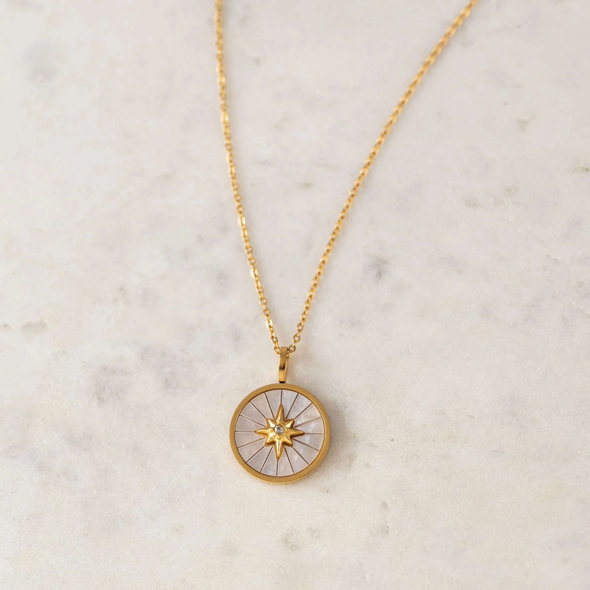 imgi_657_StarlightNecklace-Gold_1x1_DSC2259_99d8ccf3-09cb-44e7-b772-897b32436e0d.jpg