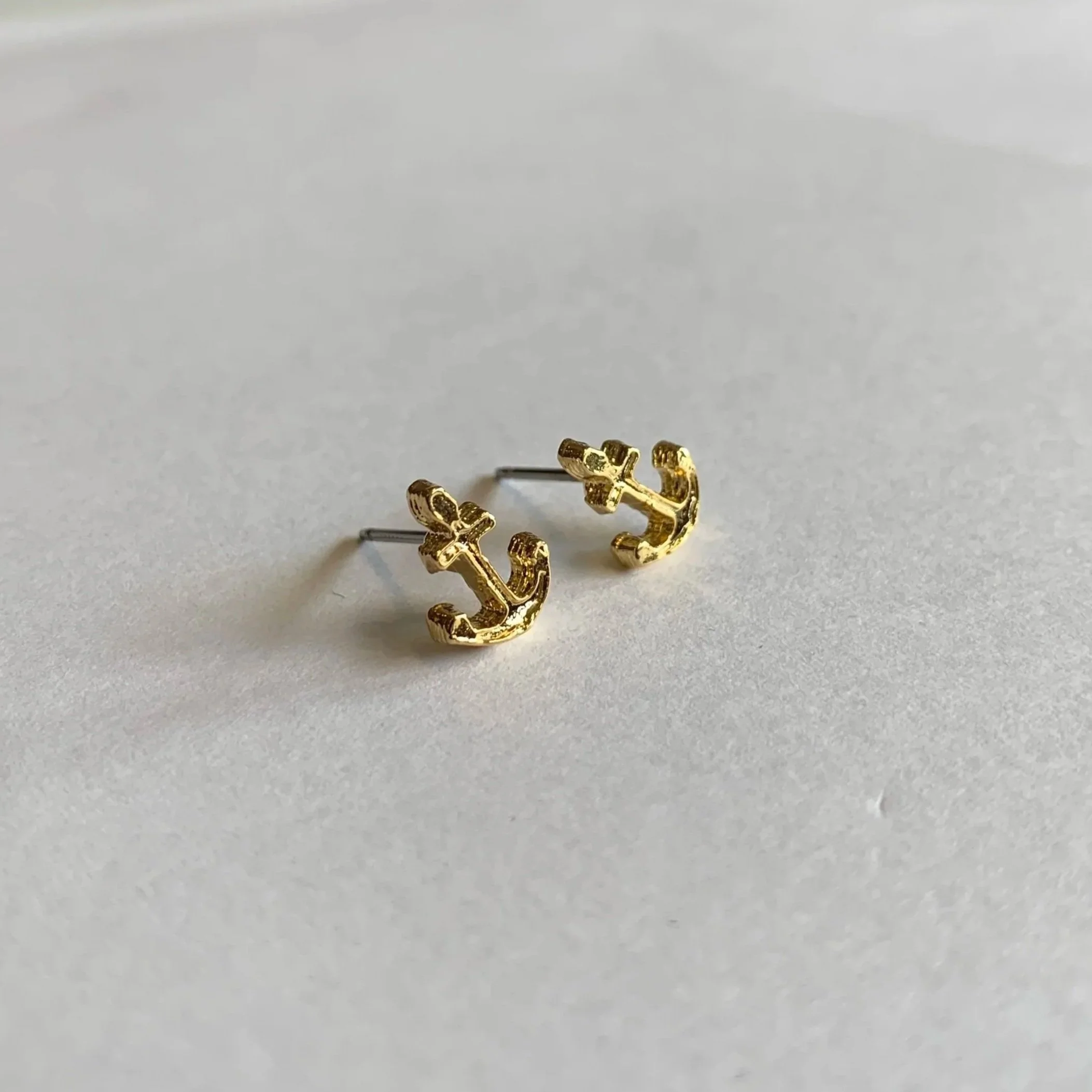 anchorearring1.jpg