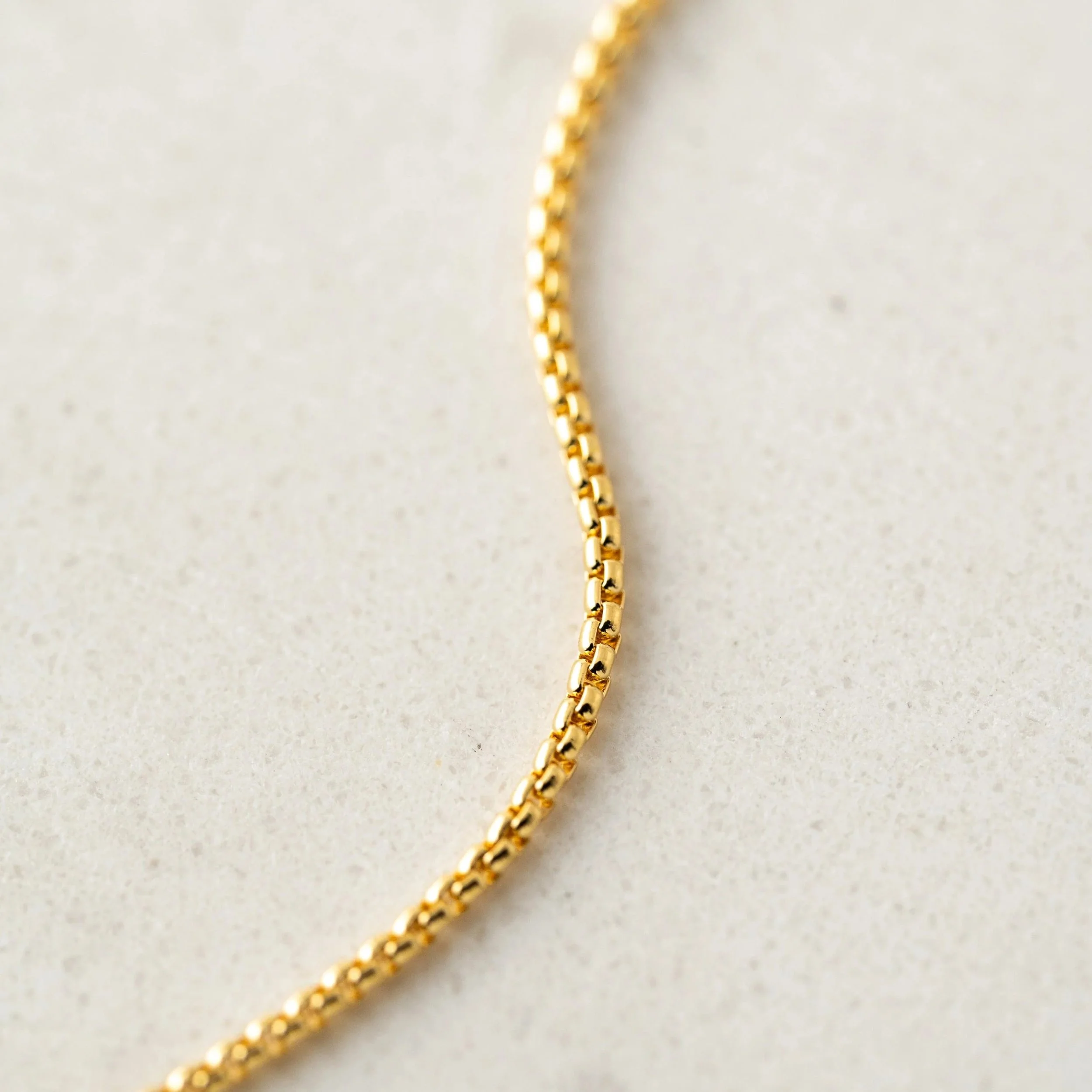 imgi_715_AriaNecklace-ChainDetail_1x1_DSC1177_69db33c8-26cd-4f31-a37e-70027462a430.jpg