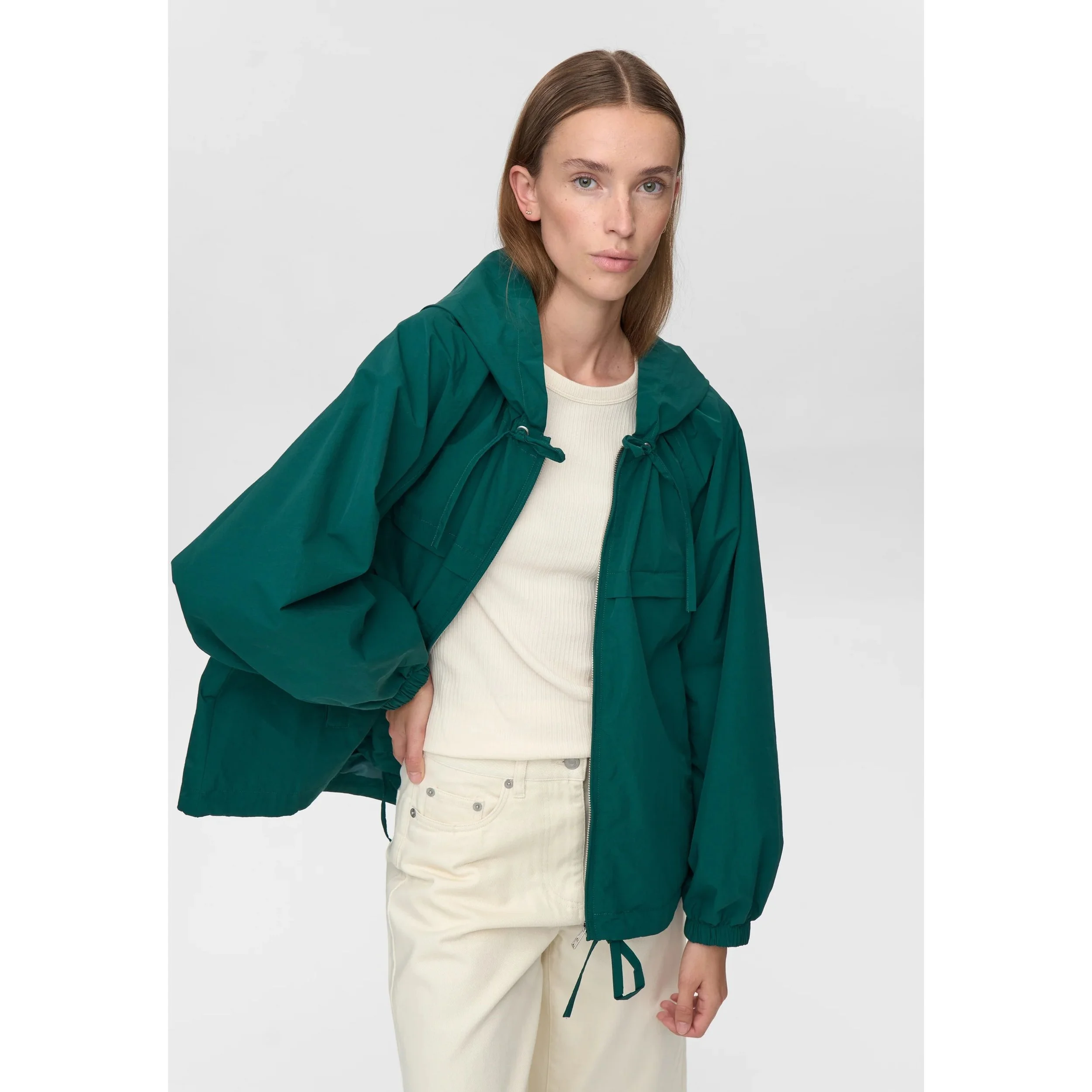 imgi_19_Beverly_jacket_4600-Jacket-246994600-5220_Botanical_garden-7.jpg