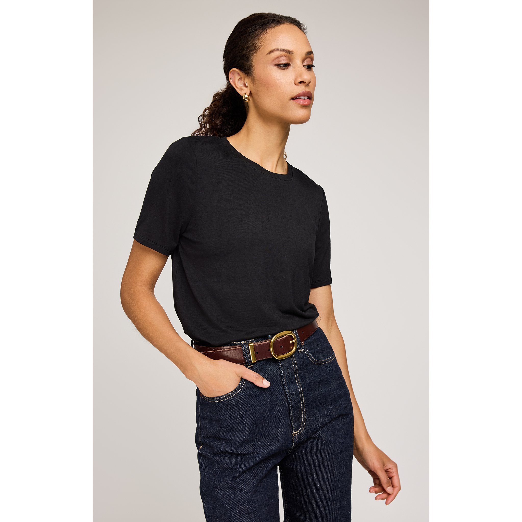 GF2507-1132_BLACK_1.jpg