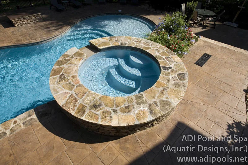 Cleaning Your Pool Deck