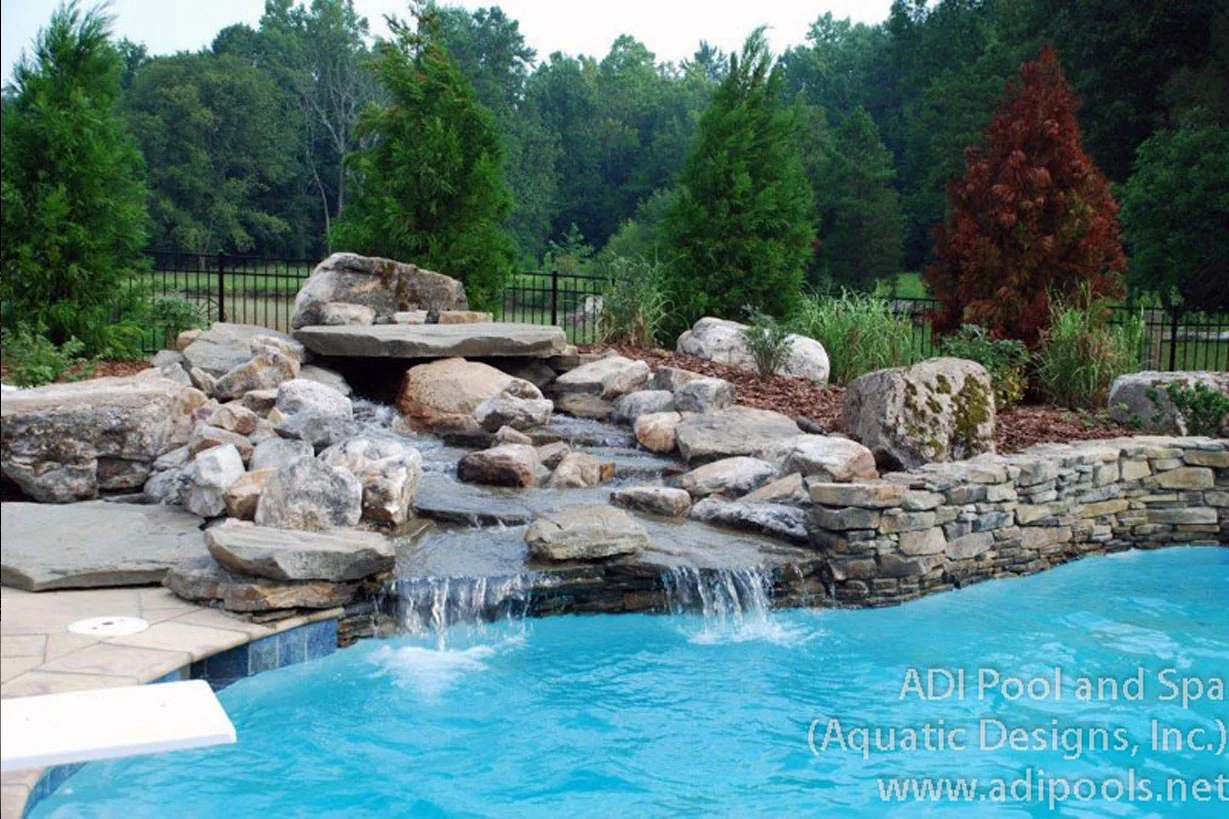 20 Tips to Know Before You Buy a Swimming Pool