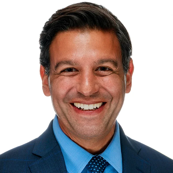 SiC_Website_Team_Headshots_EsamElashmawi_600x600.jpg