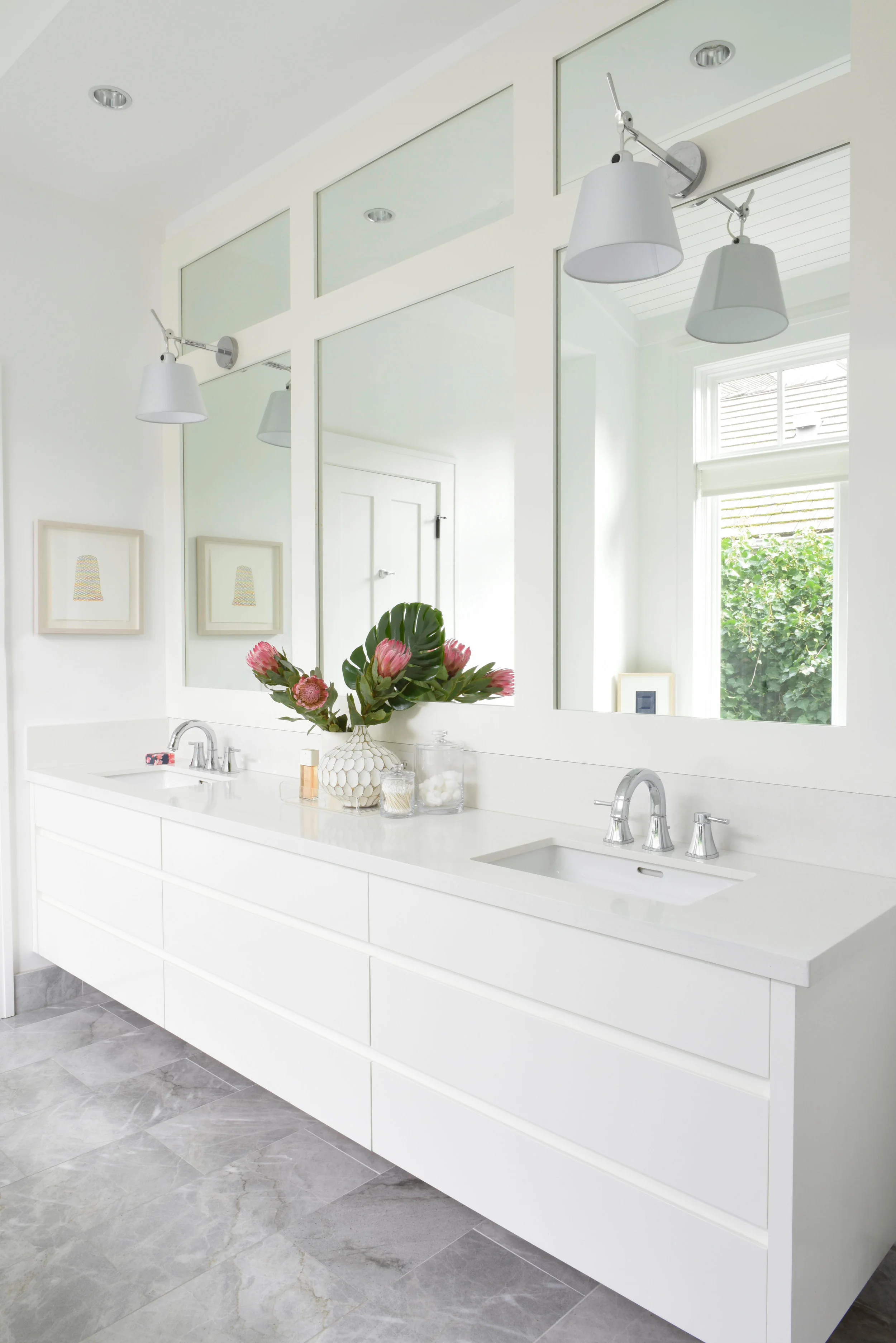 Spanish Banks - Master Ensuite - By Keate and Co Designers