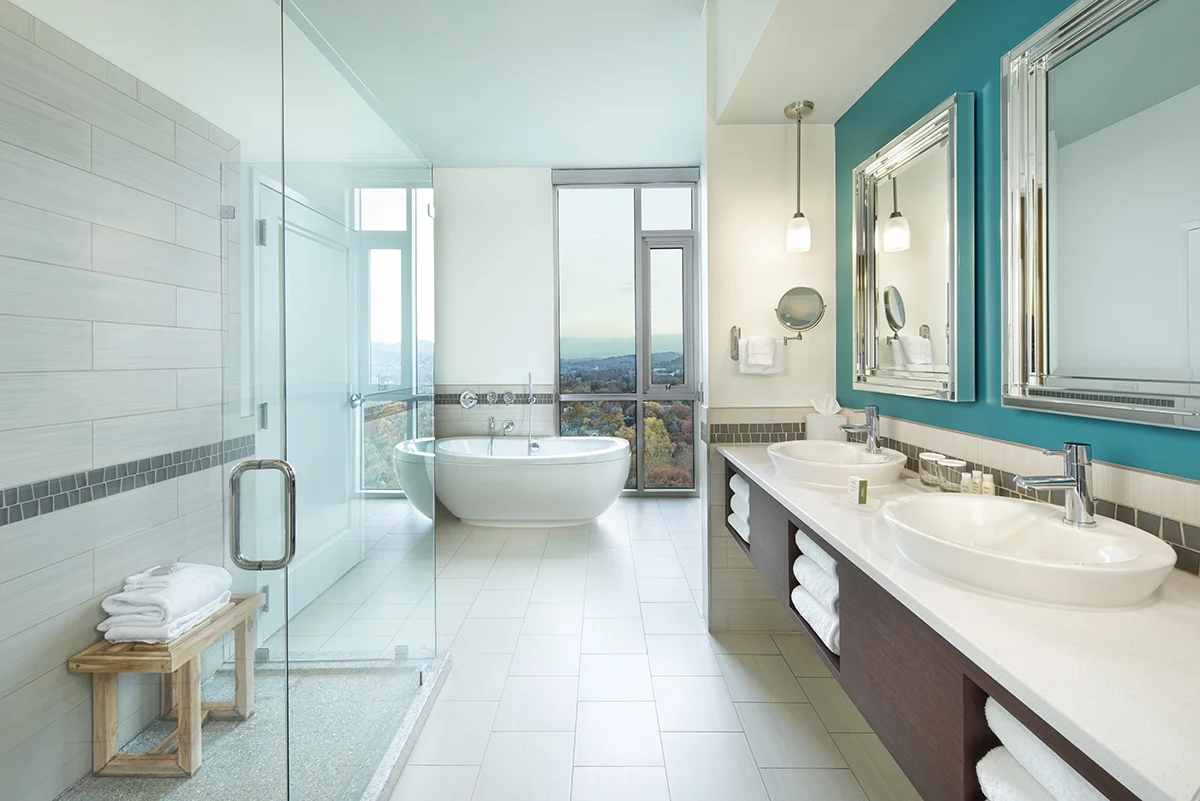 1300_Bathroom.jpg