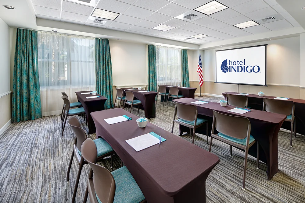 Gulf_Room1_1000px.jpg