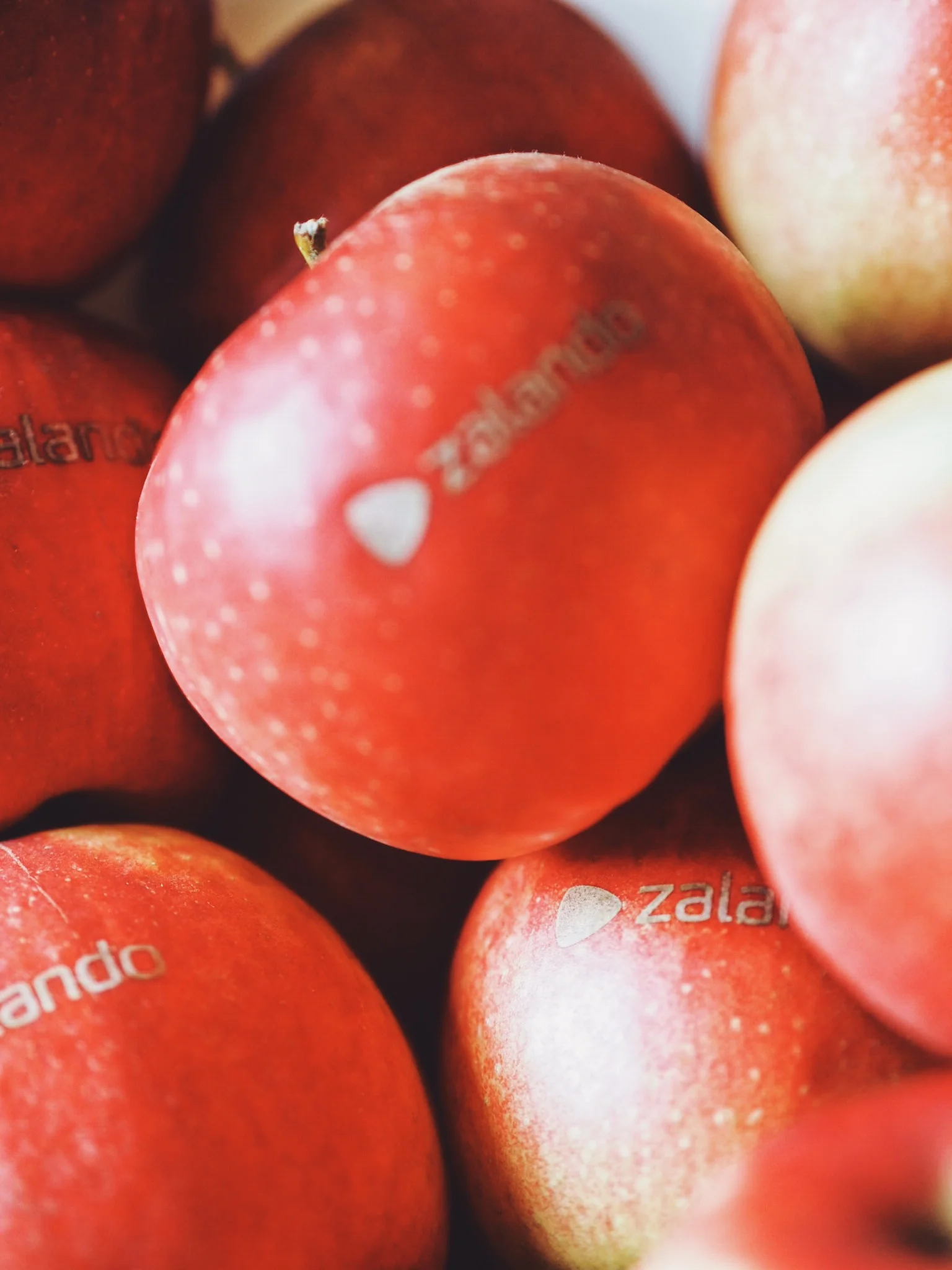 Äpfel mit Zalando Gravur gabs auch...