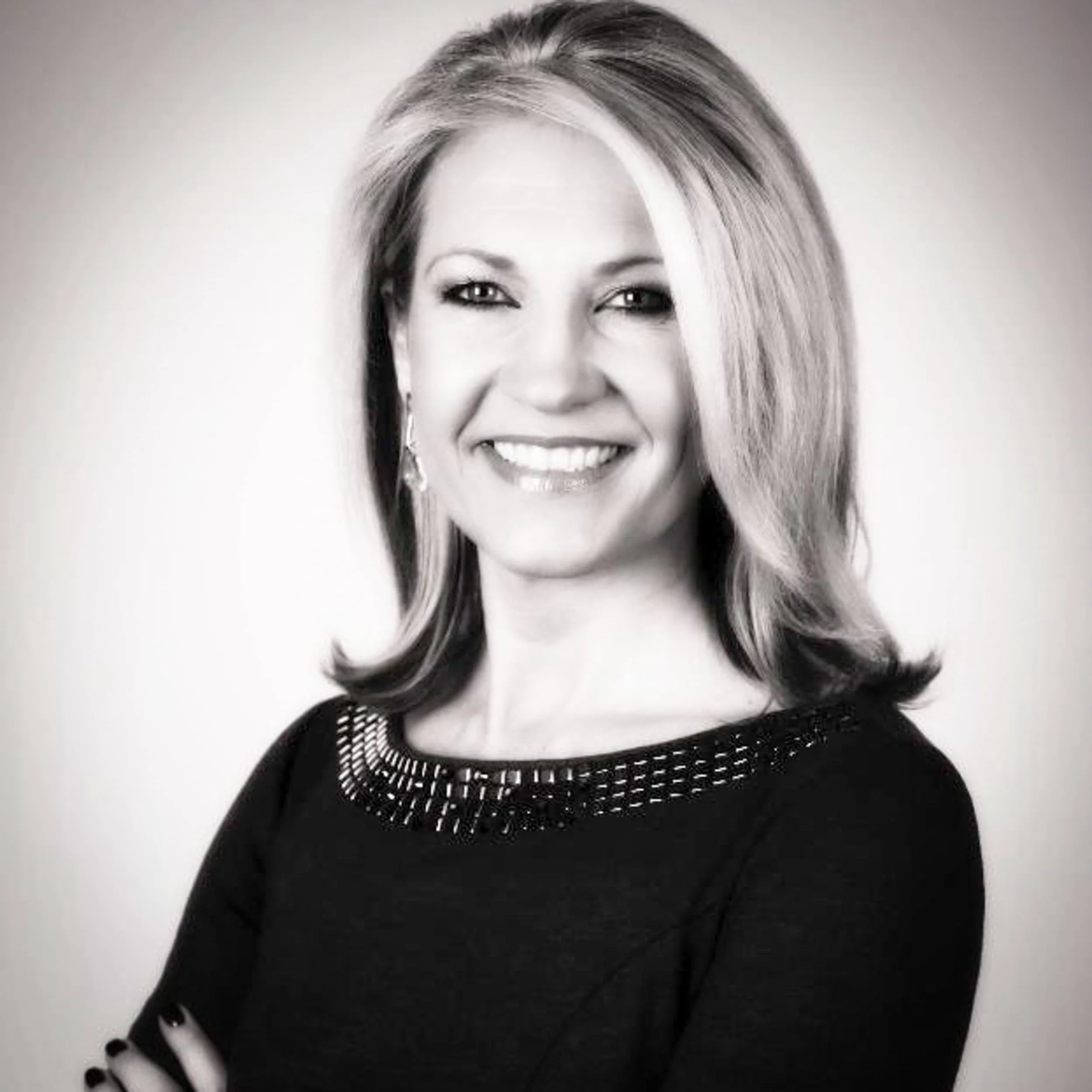 <i>Jenni Flinders</i><br><a href="https://winningfotos.com" target="_blank"><b>Winning Fotos</b></a>