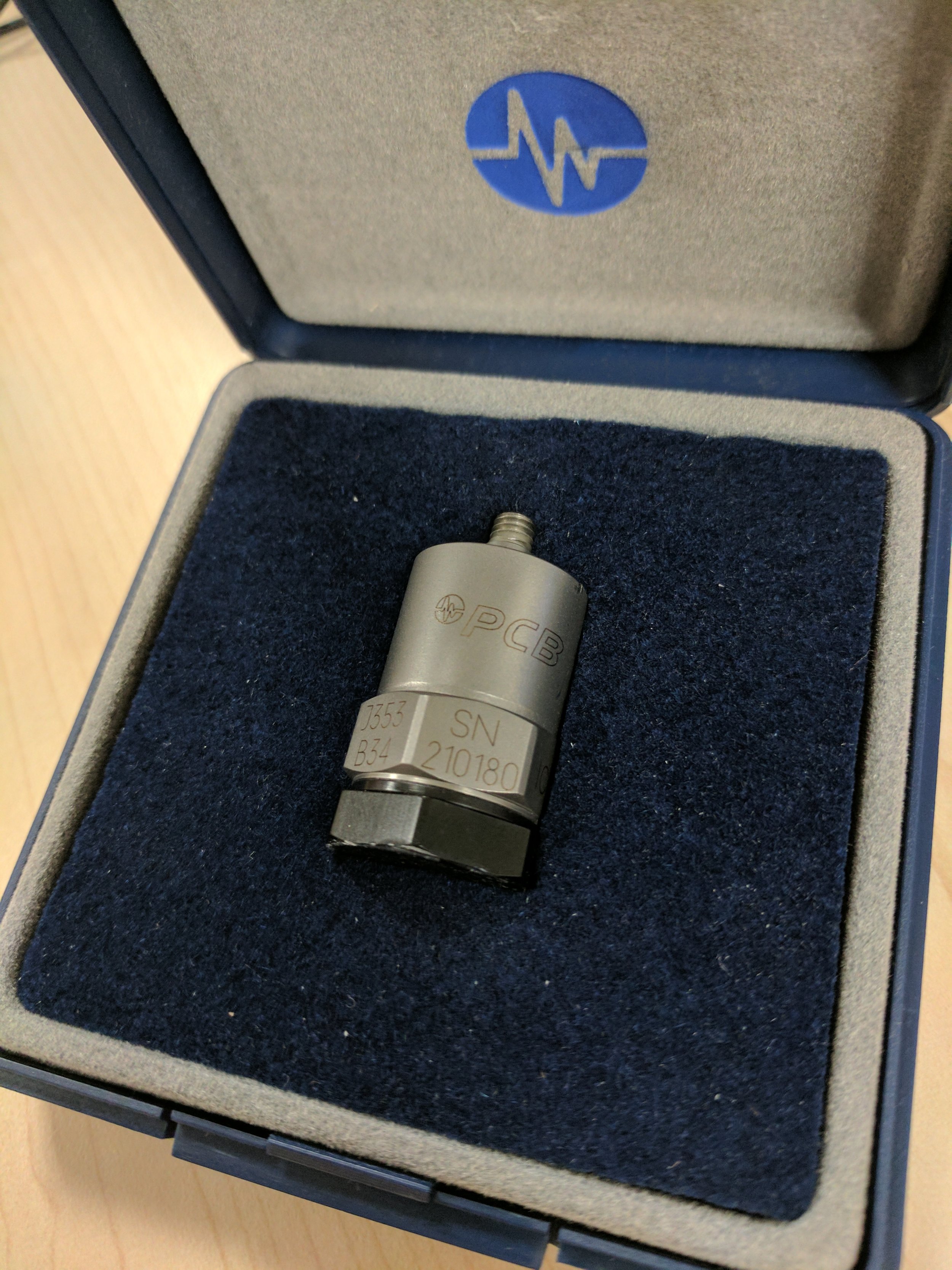 Sensor for vibration testing