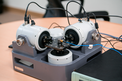 Mini "Simultaneous" 3-Axis Shaker