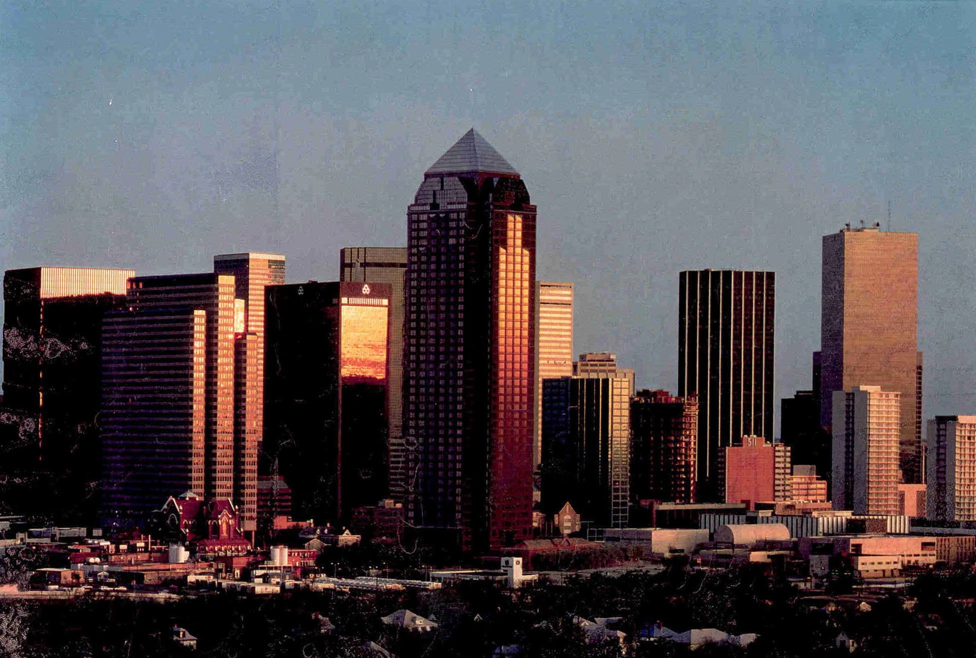 Trammell Crow Center, Dallas, TX