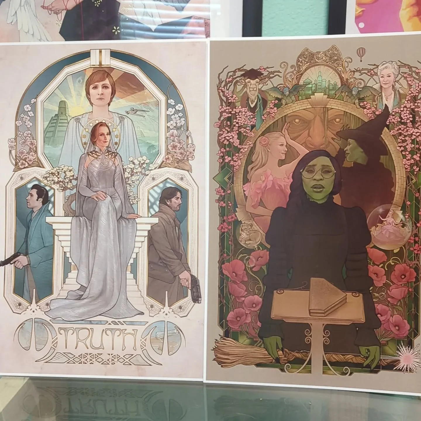 Mon and Wicked are restocked in my Etsy store today!  https://www.etsy.com/shop/MeganLaraArt

I got sick immediately following GenCon and still am, sadly, so I'm sorry for the lack of updates! &lt;3 

#andor #monmothma #genevieveoreilly #wicked #forg