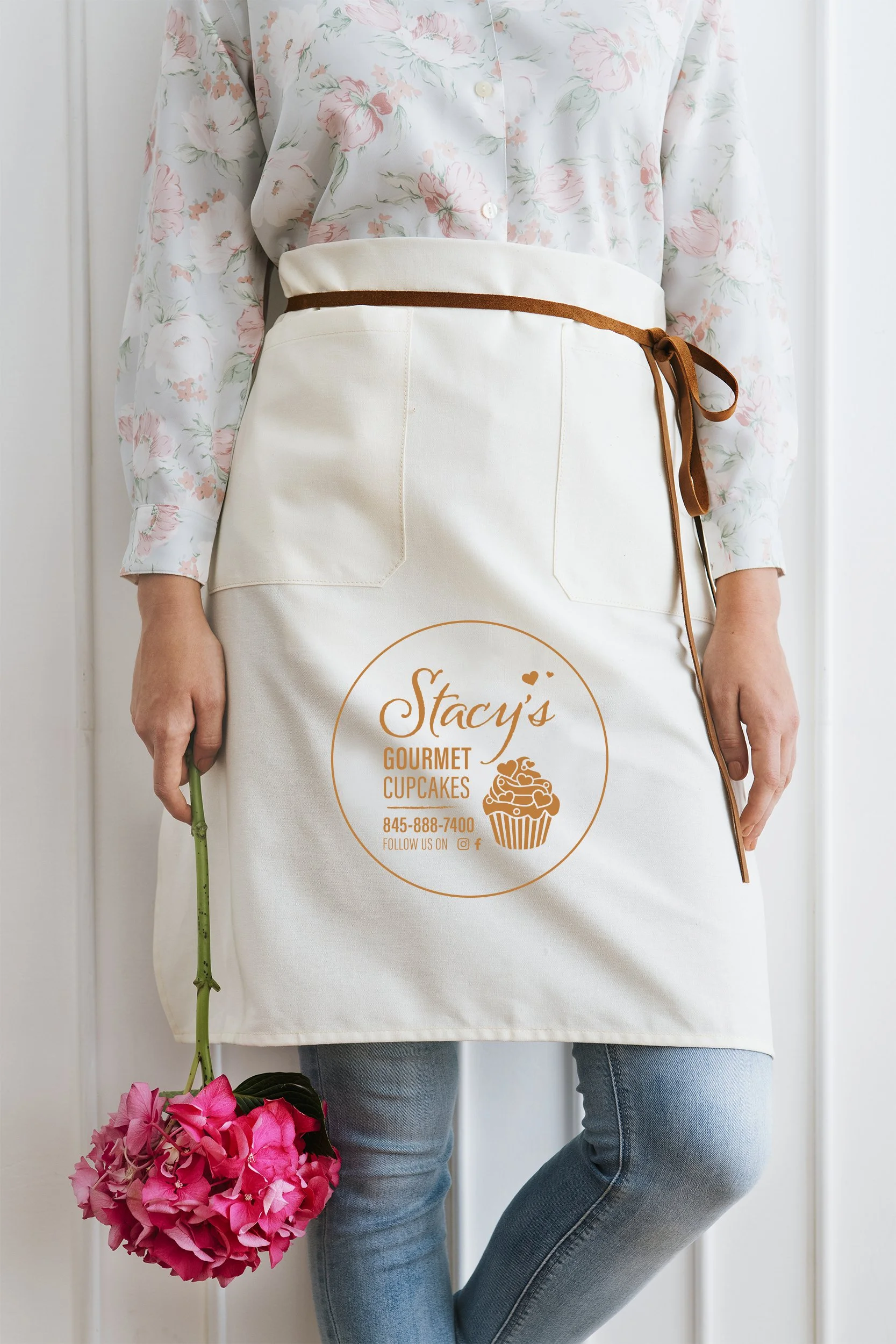 Apron.jpg