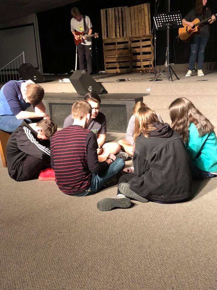 Worship Time 1.jpg