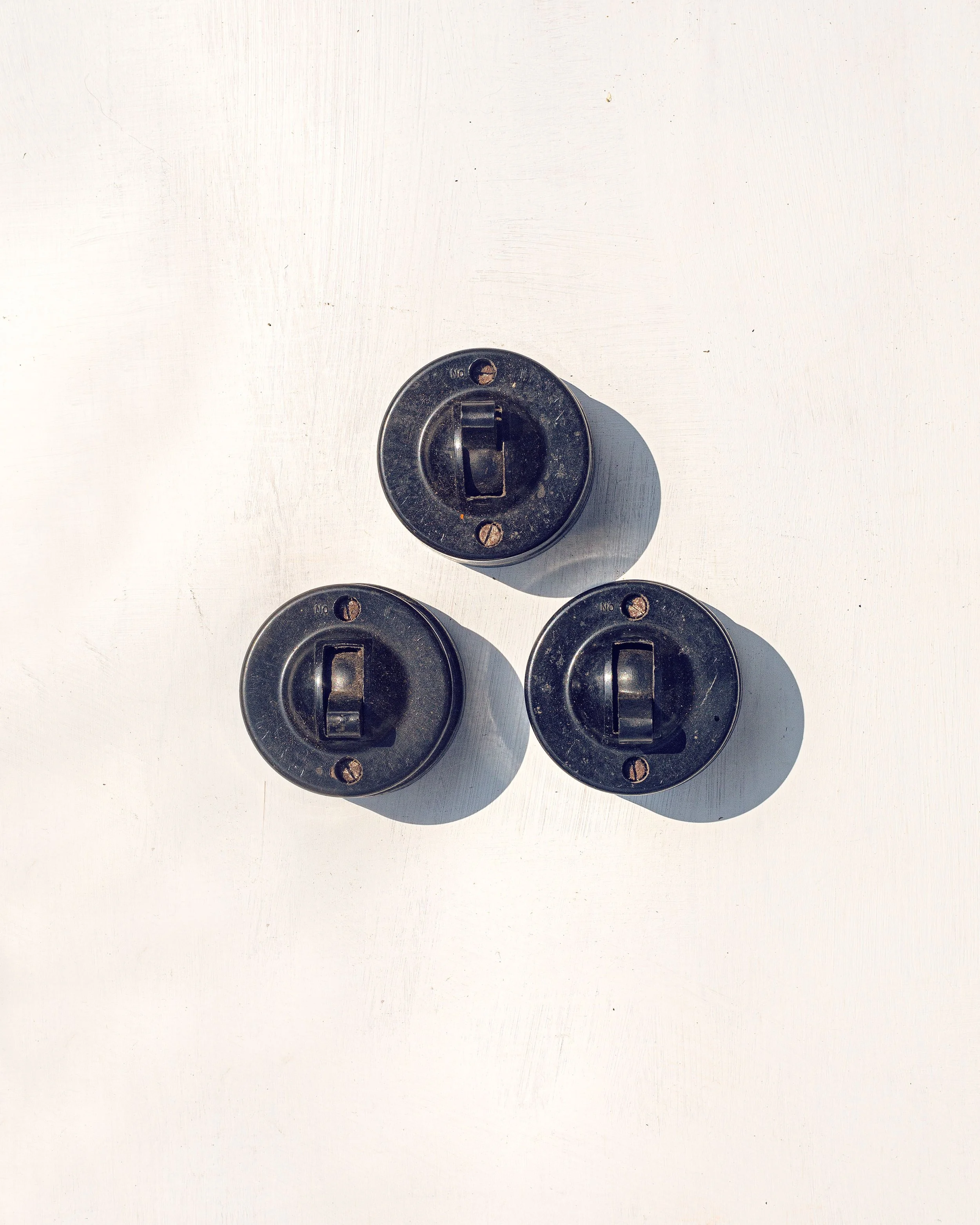 [SOLD] 3 vintage switches ₹⁶⁰⁰