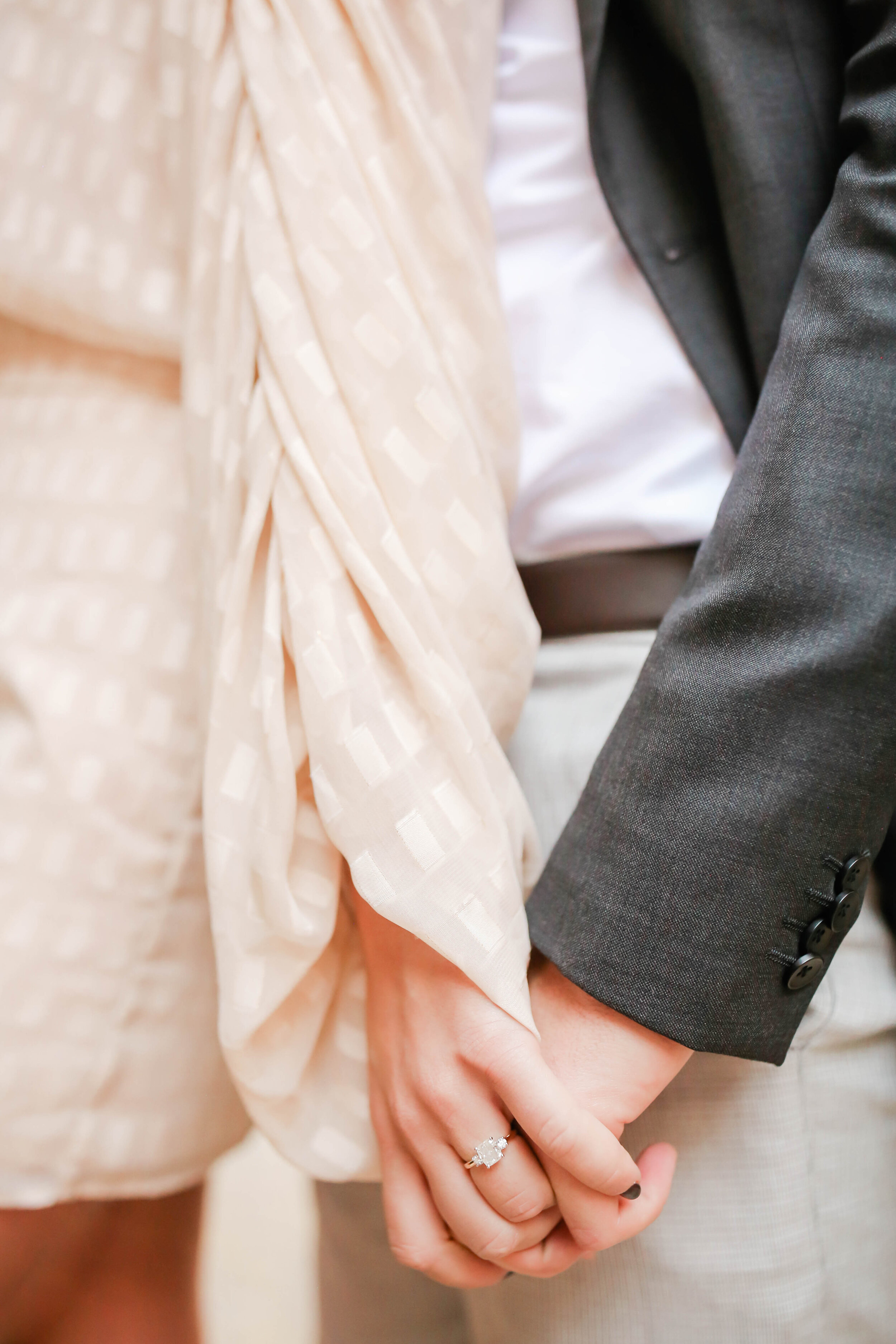 Spencer &amp; Grace's West Loop Engagement Session