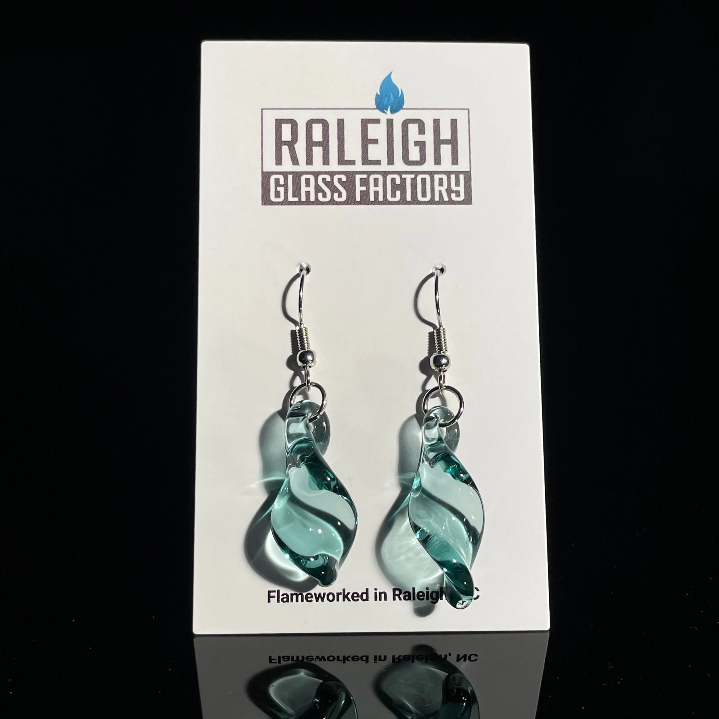 AFD01710-E77C-43C1-AB44-9E5BBD057FA3