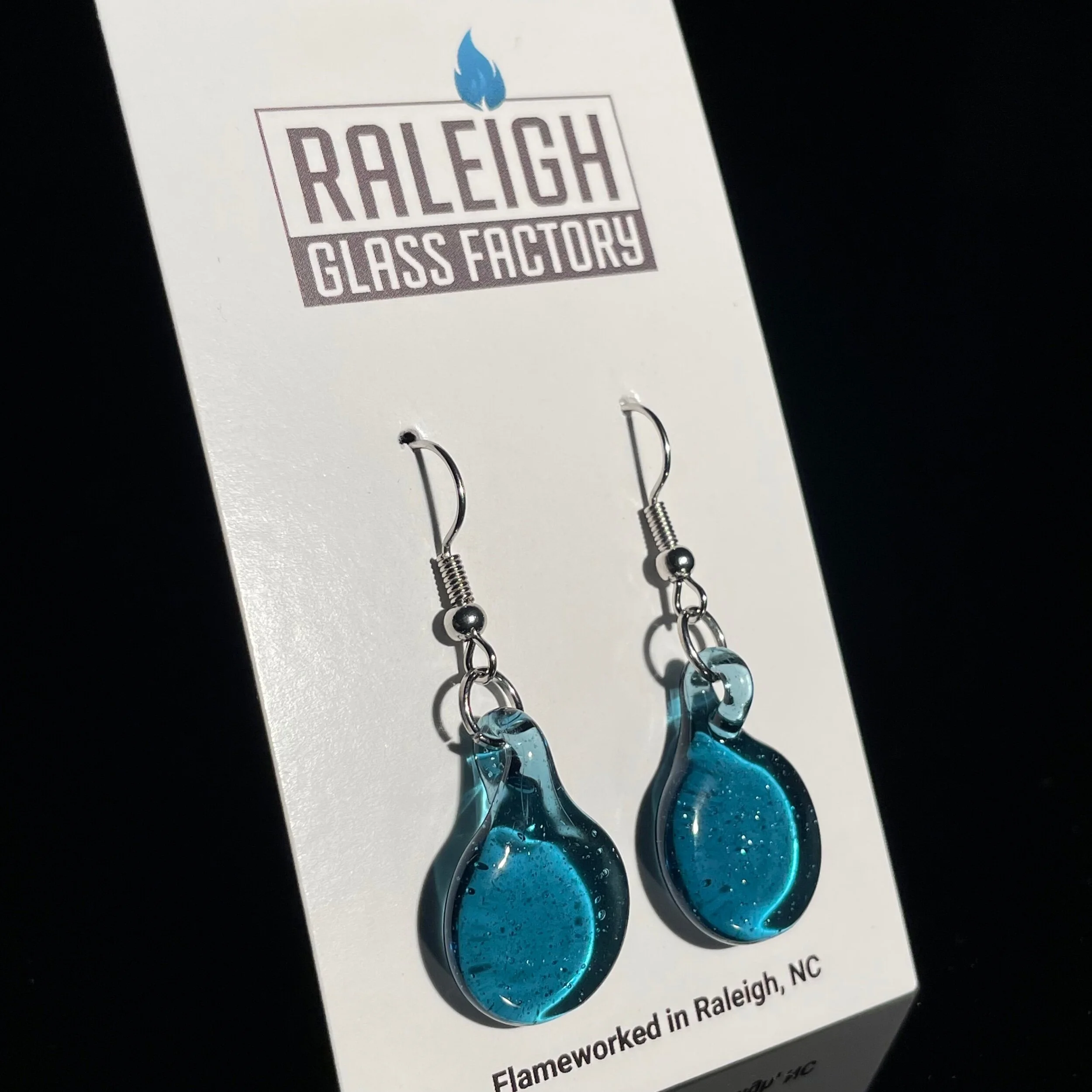 0C38ED2D-23D6-49F4-A1B3-EC16A3DA3BD8