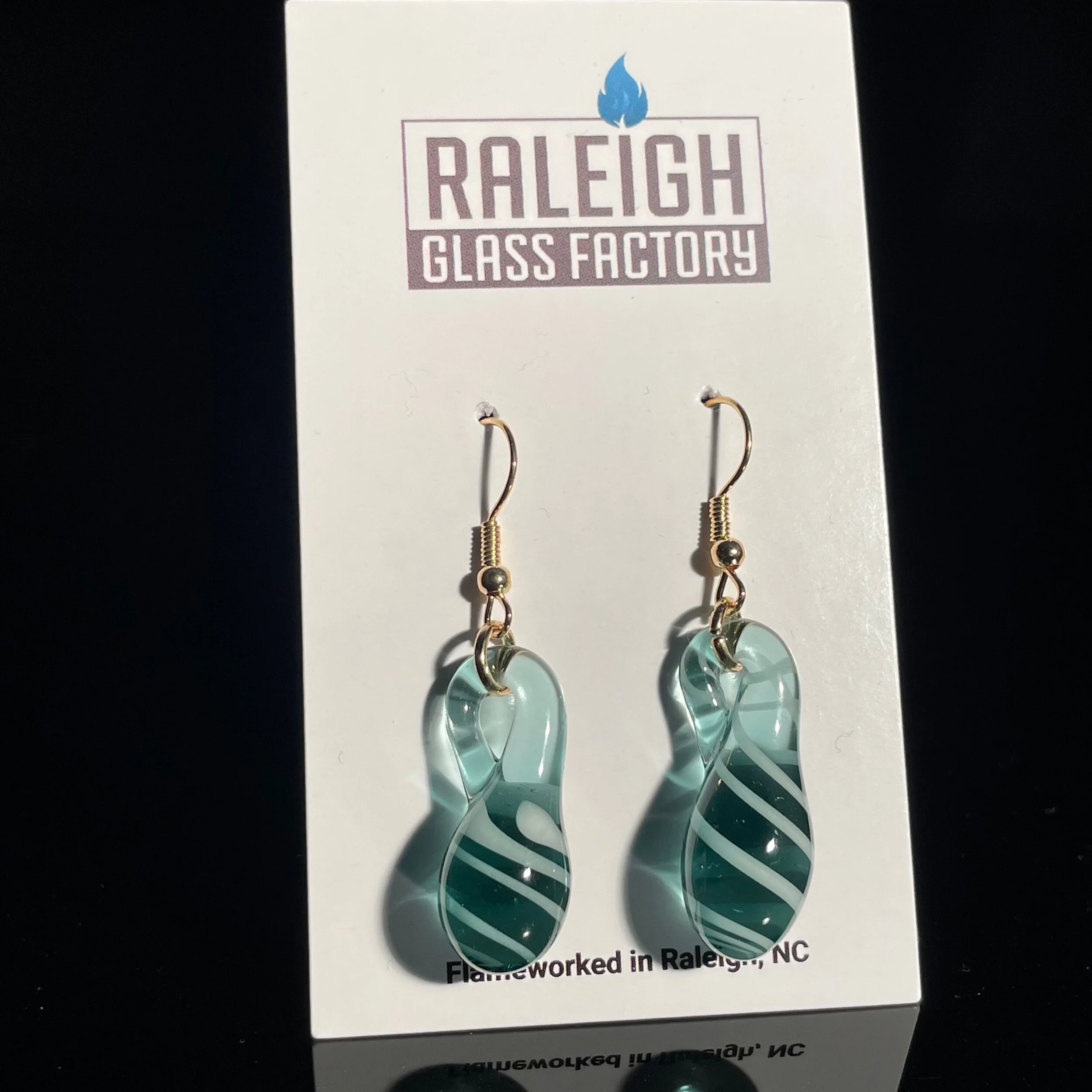 E33C9A07-5B3A-431F-8E5B-22EBC45B5870