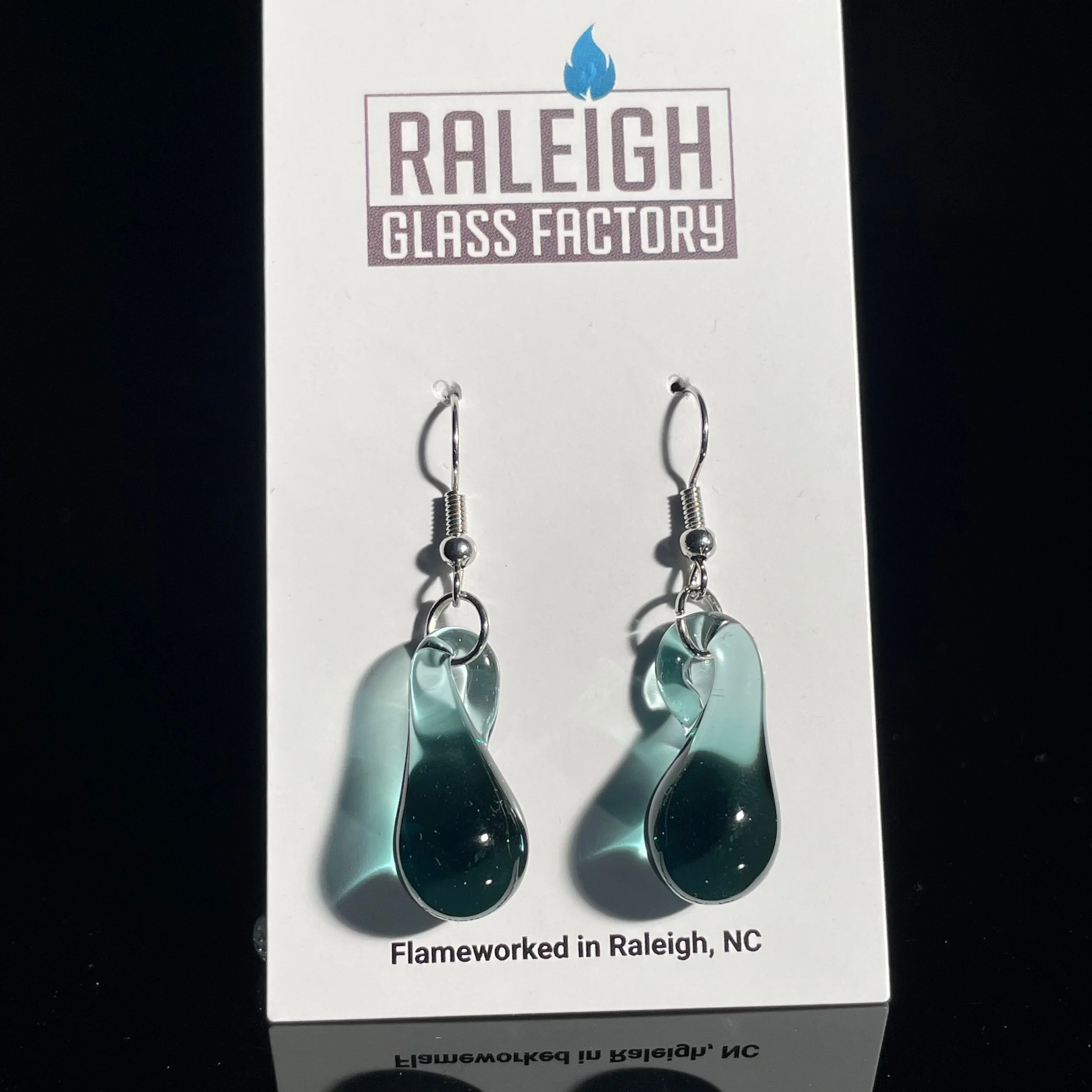 1C03F4F5-41F0-40AB-B0AE-B4D3AF081AF1