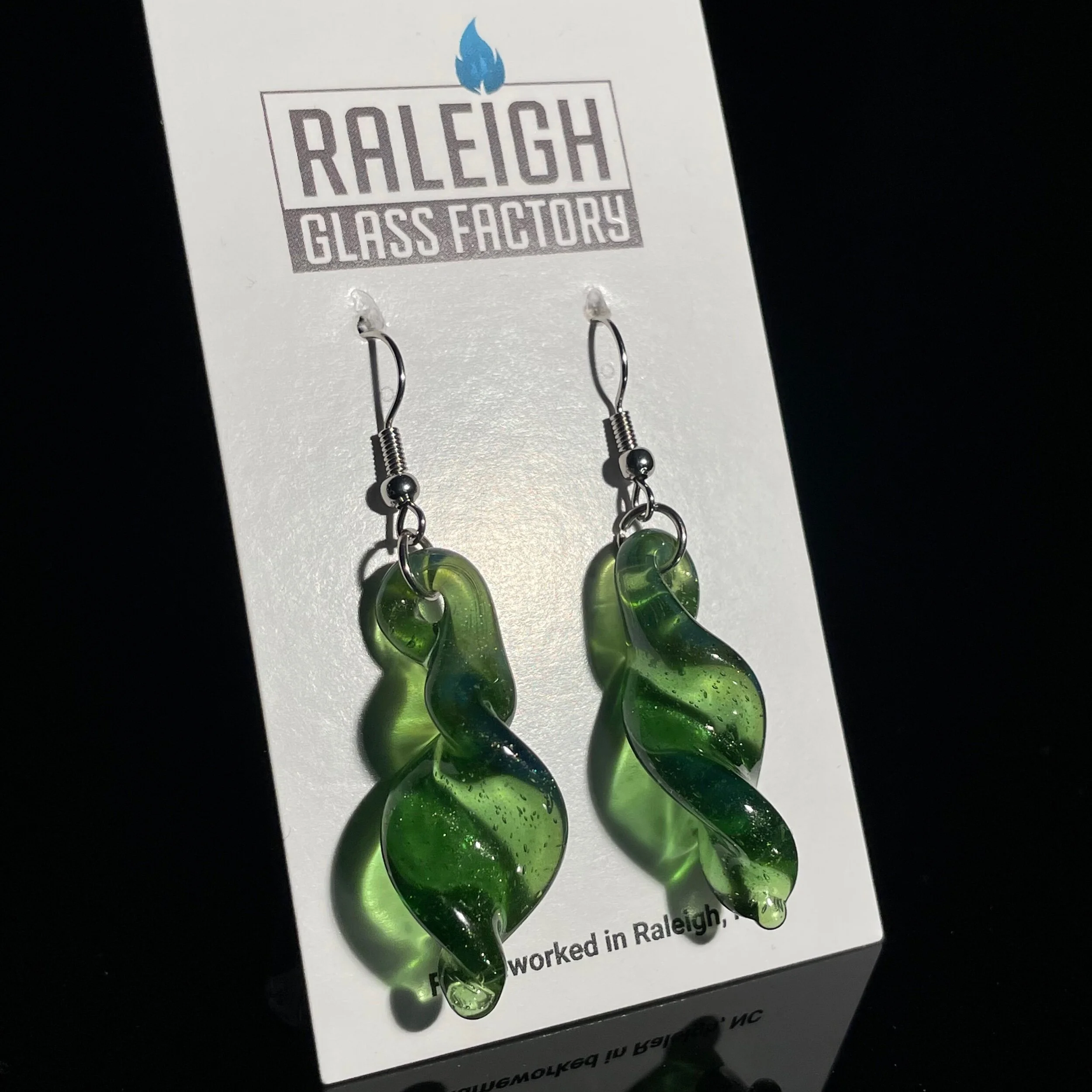 CF4E5740-DABF-43ED-BB4D-950646424CE2