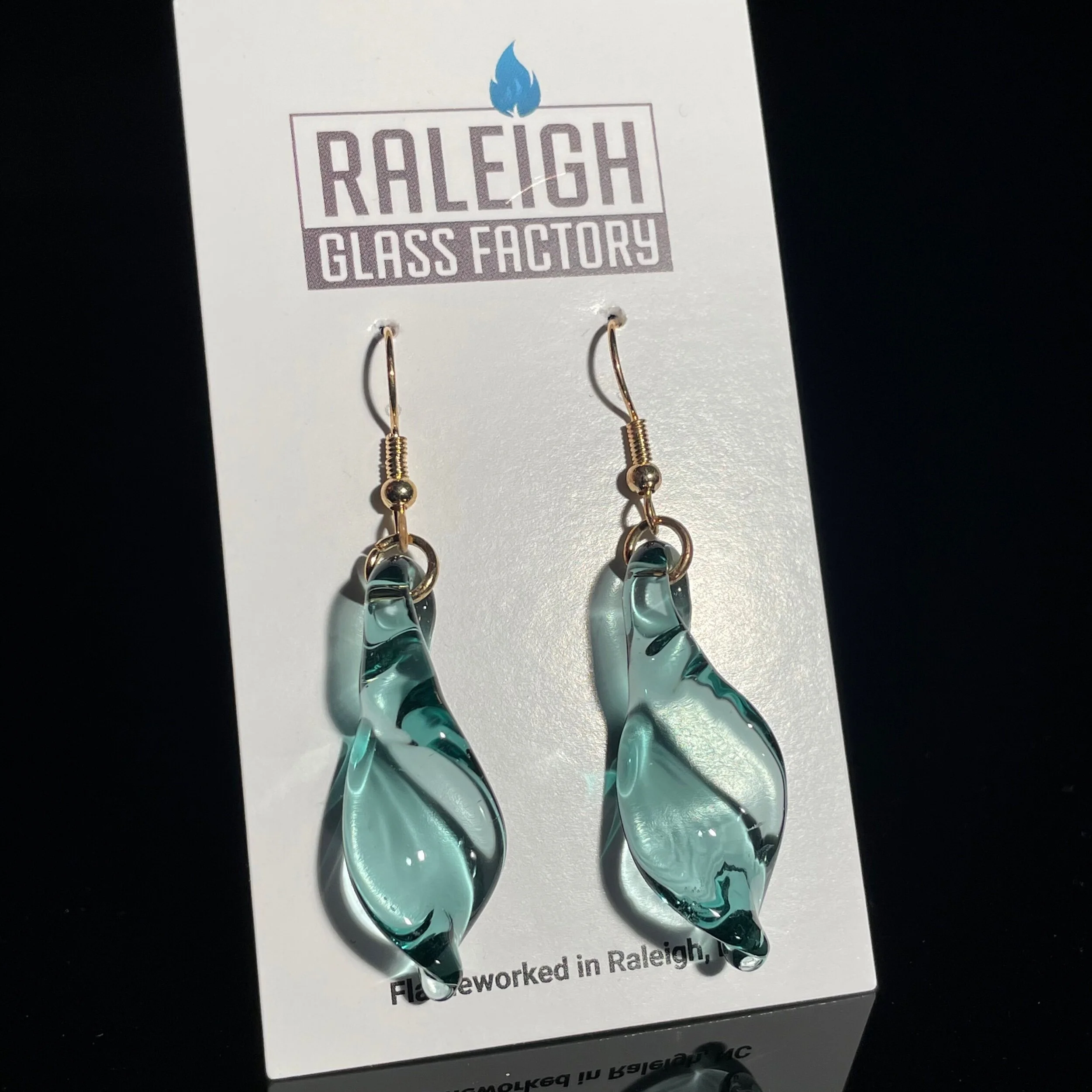 F6C4A396-5621-422E-9FD3-6A2CF8AEBCEA