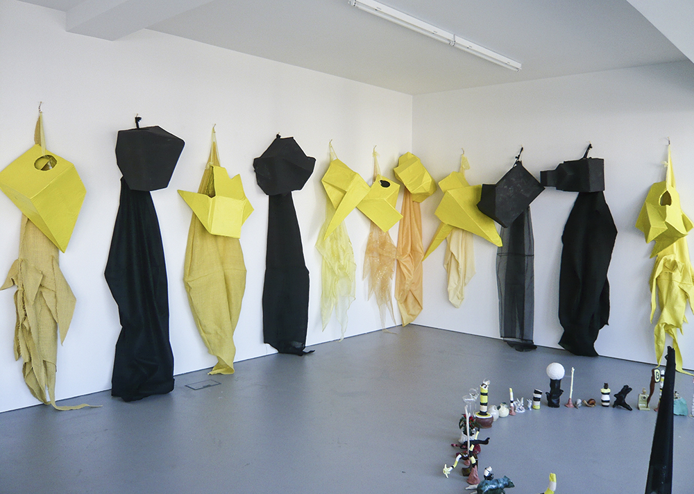 Mikala Dwyer, Mono Clinic, 2008, Hamish McKay Gallery, Melbourne
