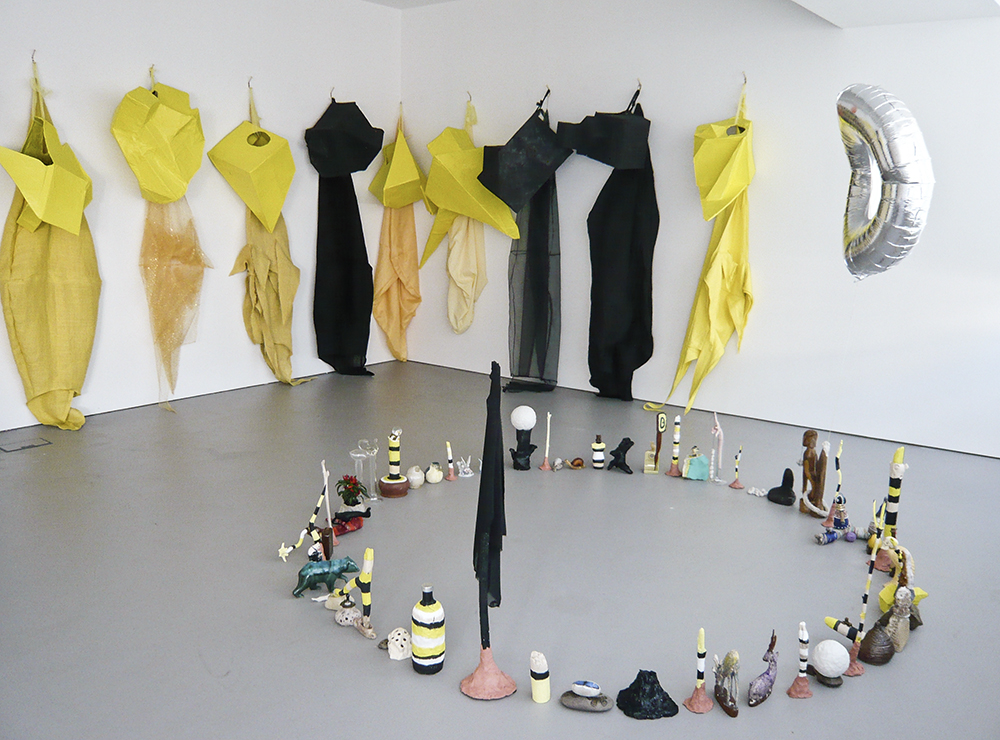 Mikala Dwyer, Mono Clinic, 2008, Hamish McKay Gallery, Melbourne