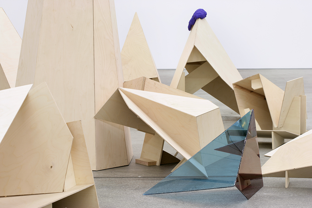 Mikala Dwyer, Black Sun Blue Moon, 2007, Hamish Morrison Galerie, Berlin