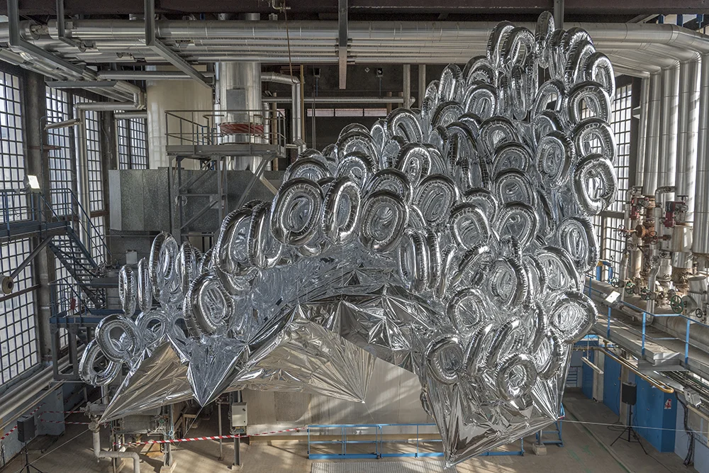 Mikala Dwyer, The Silvering, 2017 | Triple Point of Matter, Foundation Fiminco, Paris (photo: Charles Duprat)