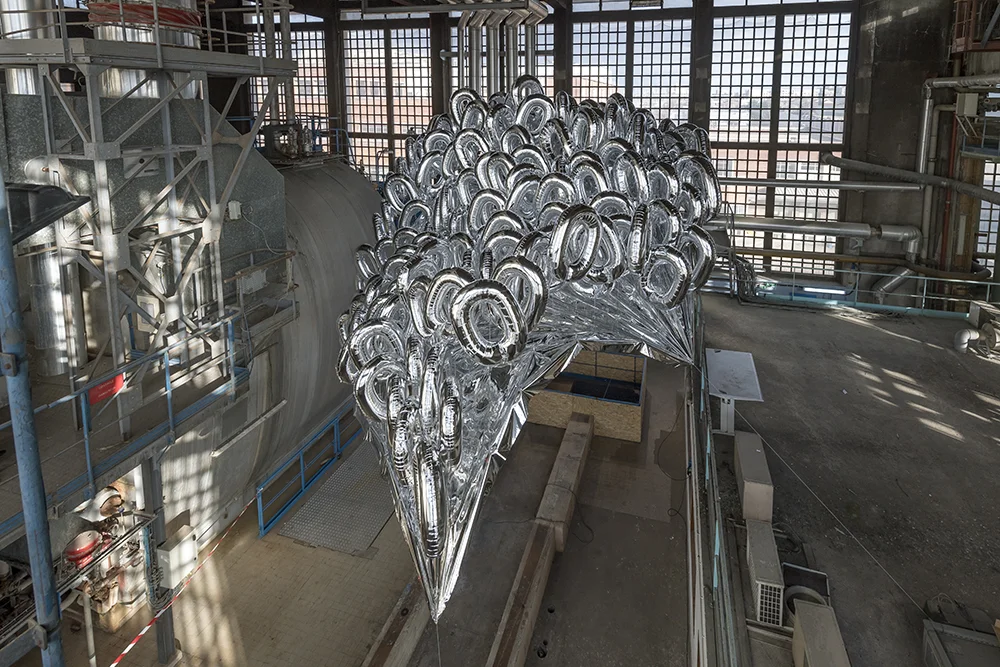 Mikala Dwyer, The Silvering, 2017 | Triple Point of Matter, Foundation Fiminco, Paris (photo: Charles Duprat)