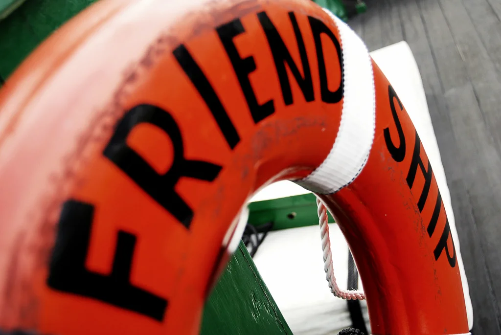 Simon&Schuster Tips on Life: 10 Steps to Help Your Friend Through a Crisis 