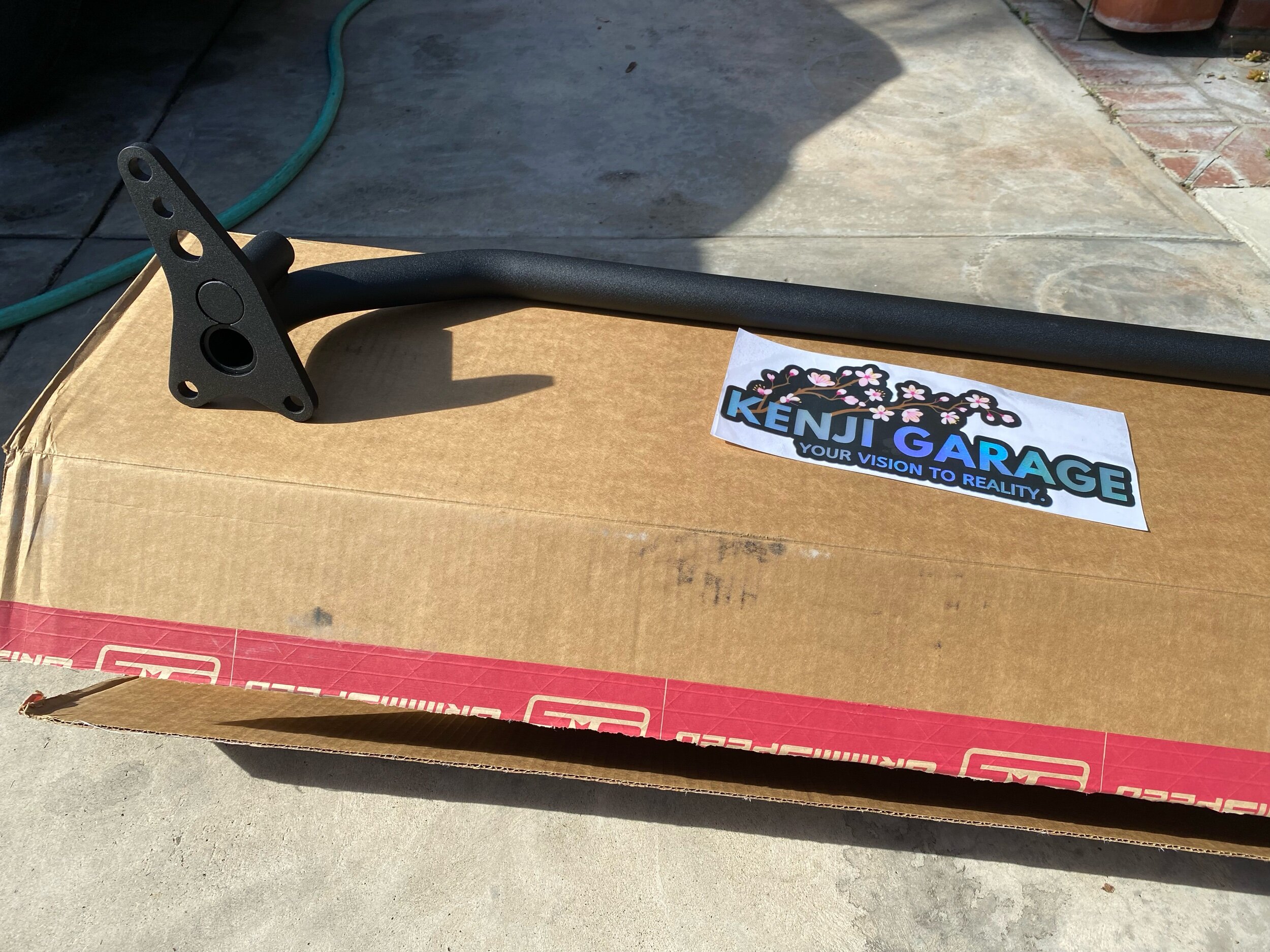 60D061E4-9B74-4B85-BA8E-9944507DA9D4