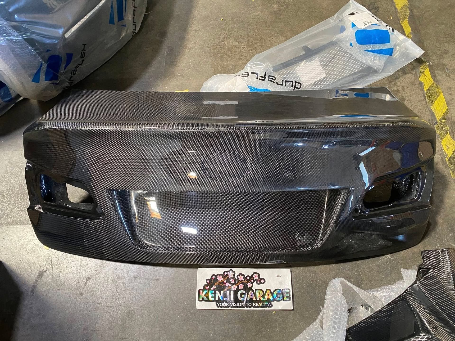 2006-2013 Lexus IS Series IS250 IS350 IS-F Carbon AF-1 Trunk Lid ( CFP ) - 1 Piece
Note: Will not fit convertible models
Part number : 108538
🏎 Aftermarket Performance Parts
💰Financing available
📧 info@kenjigarage.com
📲 714-417-2698
🌎 Ship Wo