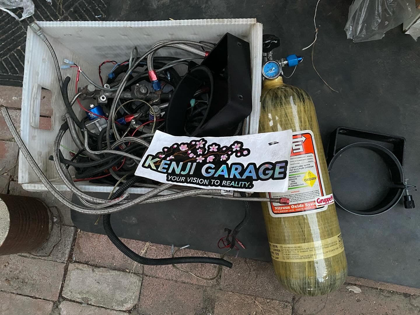 Nos Nitrous Carbon Kevlar Tank and Wires
Previous Installed on NSX
๐ Aftermarket Performance Parts
๐ฐFinancing available
๐ง info@kenjigarage.com
๐ฒ 714-417-2698
๐ Ship World Wide
๐ป www.kenjigarage.com
#honda #acura #nsx #nsxr #acuransx #nsxgra