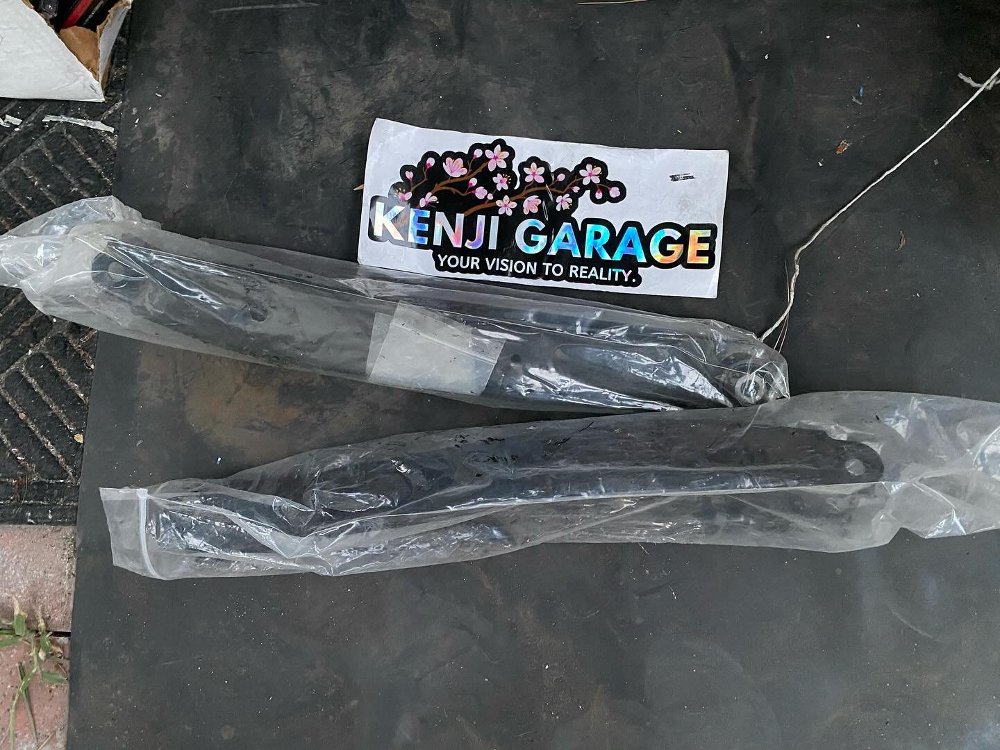 Subaru OEM Rear Lower Control Arms
Fitment:
13+ BRZ/FRS/86/GR86
08+ WRX/STI
Sold as pairs
๐ Aftermarket Performance Parts
๐ฐFinancing available
๐ง info@kenjigarage.com
๐ฒ 714-417-2698
๐ Ship World Wide
๐ป www.kenjigarage.com
#scion #subaru #t