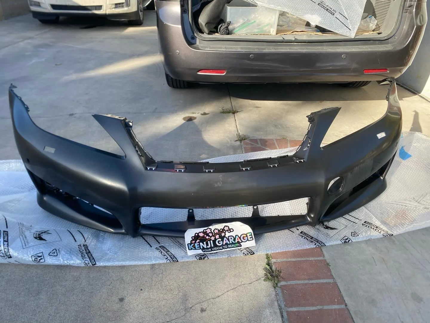 08-14 Lexus ISF OEM Front Bumper w/Headlamp washers and parking sensors 

Part Number: 52119-53971

🏎 Aftermarket Performance Parts
💰Financing available
📧 info@kenjigarage.com
📲 714-417-2698
🌎 Ship World Wide
💻 www.kenjigarage.com

#lexusisf #i
