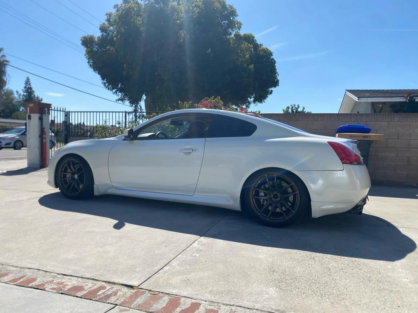 Client G37 

🏎 Aftermarket Performance Parts
💰Financing available
📧 info@kenjigarage.com
📲 714-417-2698
🌎 Ship World Wide
💻 www.kenjigarage.com

#kenjigarage #g37coupe #g37 #g37s #g37ipl