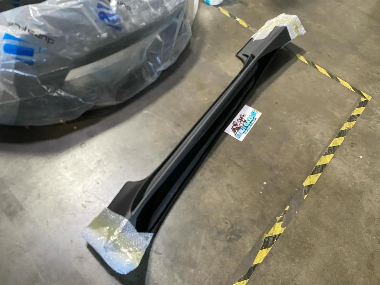 2010-2016 Hyundai Genesis Coupe 2DR Duraflex MSR Side Skirts Rocker Panels - 2 Piece

Part number : 116073

🏎 Aftermarket Performance Parts
💰Financing available
📧 info@kenjigarage.com
📲 714-417-2698
🌎 Ship World Wide
💻 www.kenjigarage.com

#hyu