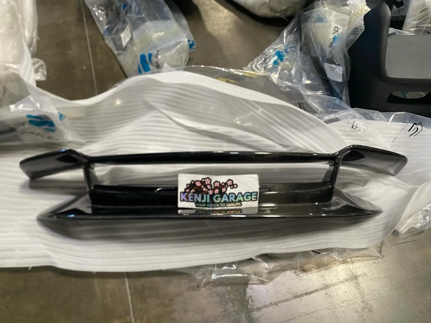 2020-2022 Porsche 911 Carrera 992 Carbon Creations Phoenix Rear Wing Spoiler - 1 Piece

Part Number 118687

🏎 Aftermarket Performance Parts
💰Financing available
📧 info@kenjigarage.com
📲 714-417-2698
🌎 Ship World Wide
💻 www.kenjigarage.com

#por