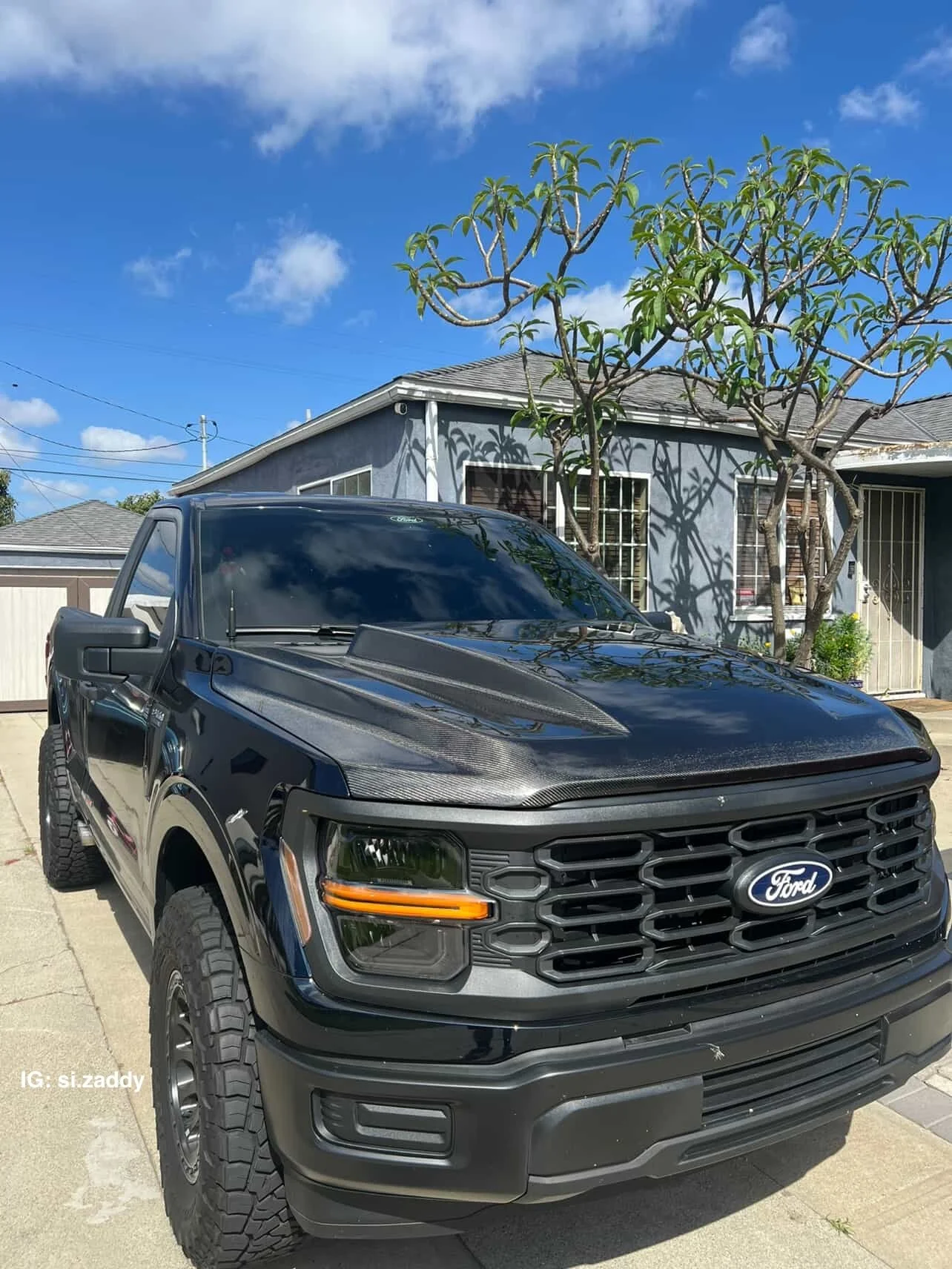 Anderson Composites Type-CJ Carbon Fiber Hood 21-25 Ford F-150

Part Number: AC-HD21FDF150-CJ

Owner: @si.zaddy 

🏎 Aftermarket Performance Parts
💰Financing available
📧 info@kenjigarage.com
📲 714-417-2698
🌎 Ship World Wide
💻 www.kenjigarage.com