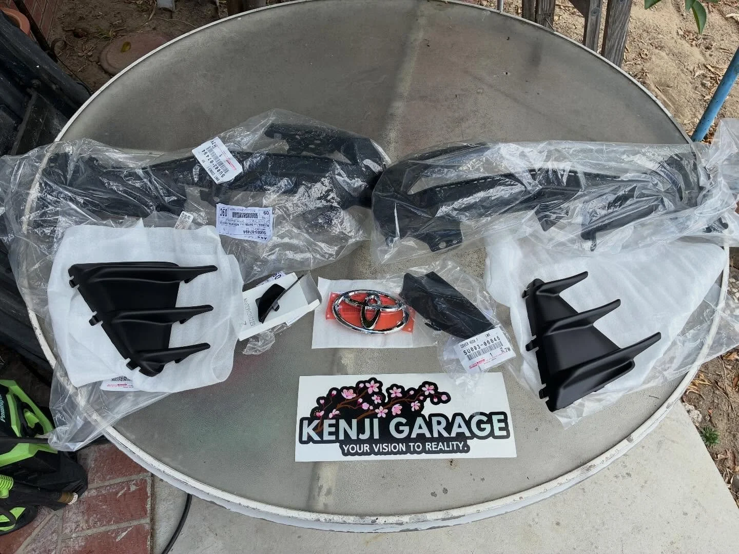 Hit us up for OEM Toyota / Lexus Parts 

🏎 Aftermarket Performance Parts
💰Financing available
📧 info@kenjigarage.com
📲 714-417-2698
🌎 Ship World Wide
💻 www.kenjigarage.com

#toyota86 #zn6 #zc6 #frs #kenjigarage