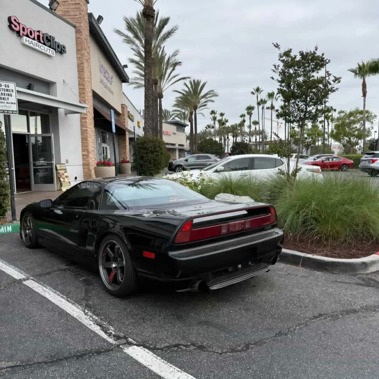 Chillin 😎 

📸 @odin23.gtr 

🏎 Aftermarket Performance Parts
💰Financing available
📧 info@kenjigarage.com
📲 714-417-2698
🌎 Ship World Wide
💻 www.kenjigarage.com

#nsx #acuransx #hondansx #kenjigarage #nsxgram