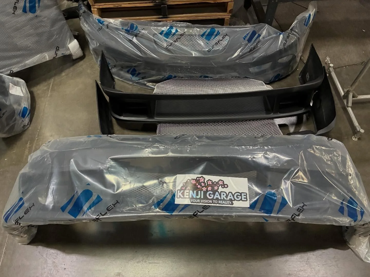 1991-1993 Mitsubishi 3000GT Dodge Stealth Duraflex Bomber Front Bumper Cover - 1 Piece

Part Number: 101016

Note: bumper requires the use of 91-93 3000GT bumper lights

Fits the following models: Base Model, SL, VR-4

🏎 Aftermarket Performance Part