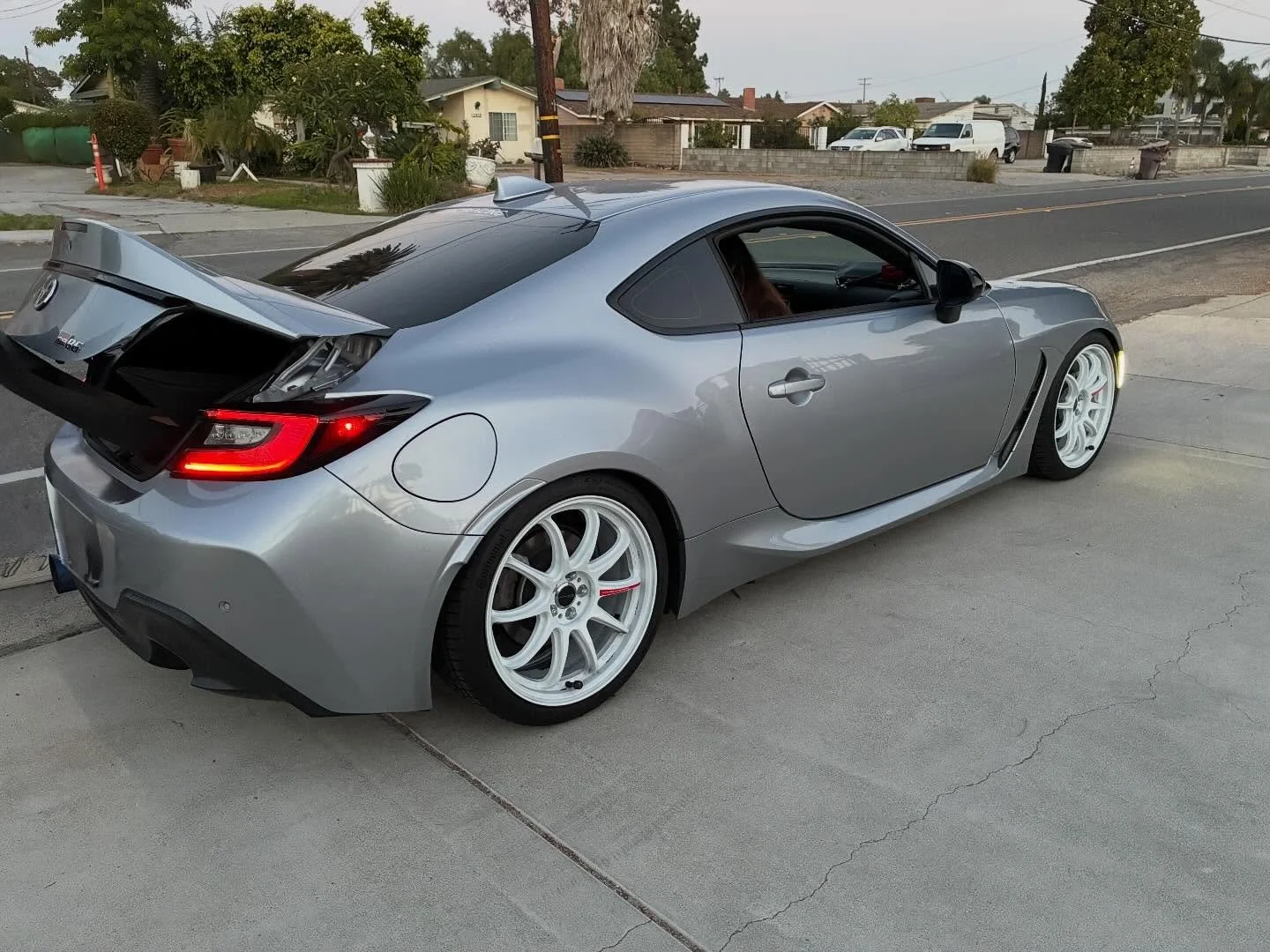 Client GR86

🏎 Aftermarket Performance Parts
💰Financing available
📧 info@kenjigarage.com
📲 714-417-2698
🌎 Ship World Wide
💻 www.kenjigarage.com

#toyotagr86 #gr86 #kenjigarage #brz #zn6