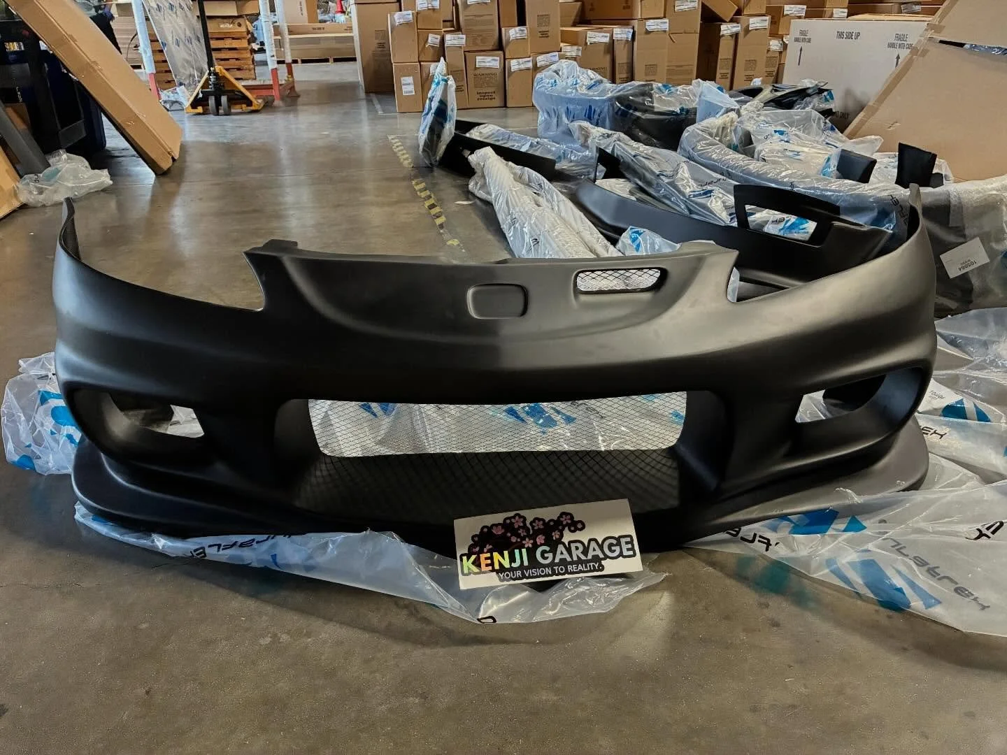 2005-2006 Acura RSX Duraflex I-Spec 2 Front Bumper Cover - 1 Piece

Part Number: 104606

🏎 Aftermarket Performance Parts
💰Financing available
📧 info@kenjigarage.com
📲 714-417-2698
🌎 Ship World Wide
💻 www.kenjigarage.com

#acurarsx #dc5 #rsx #du