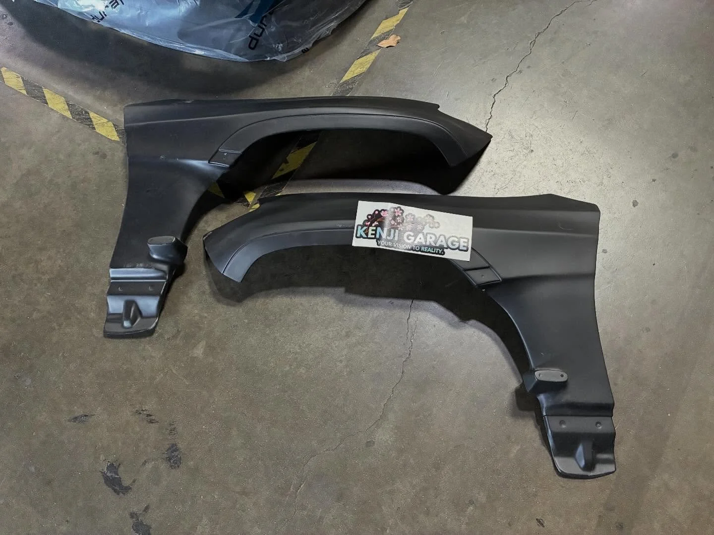 22+ Toyota GR86 Subaru BRZ Duraflex Taka Front Fender Flares - 2 Pieces

Part Number: 118146

🏎 Aftermarket Performance Parts
💰Financing available
📧 info@kenjigarage.com
📲 714-417-2698
🌎 Ship World Wide
💻 www.kenjigarage.com

#gr86 #brz #durafl